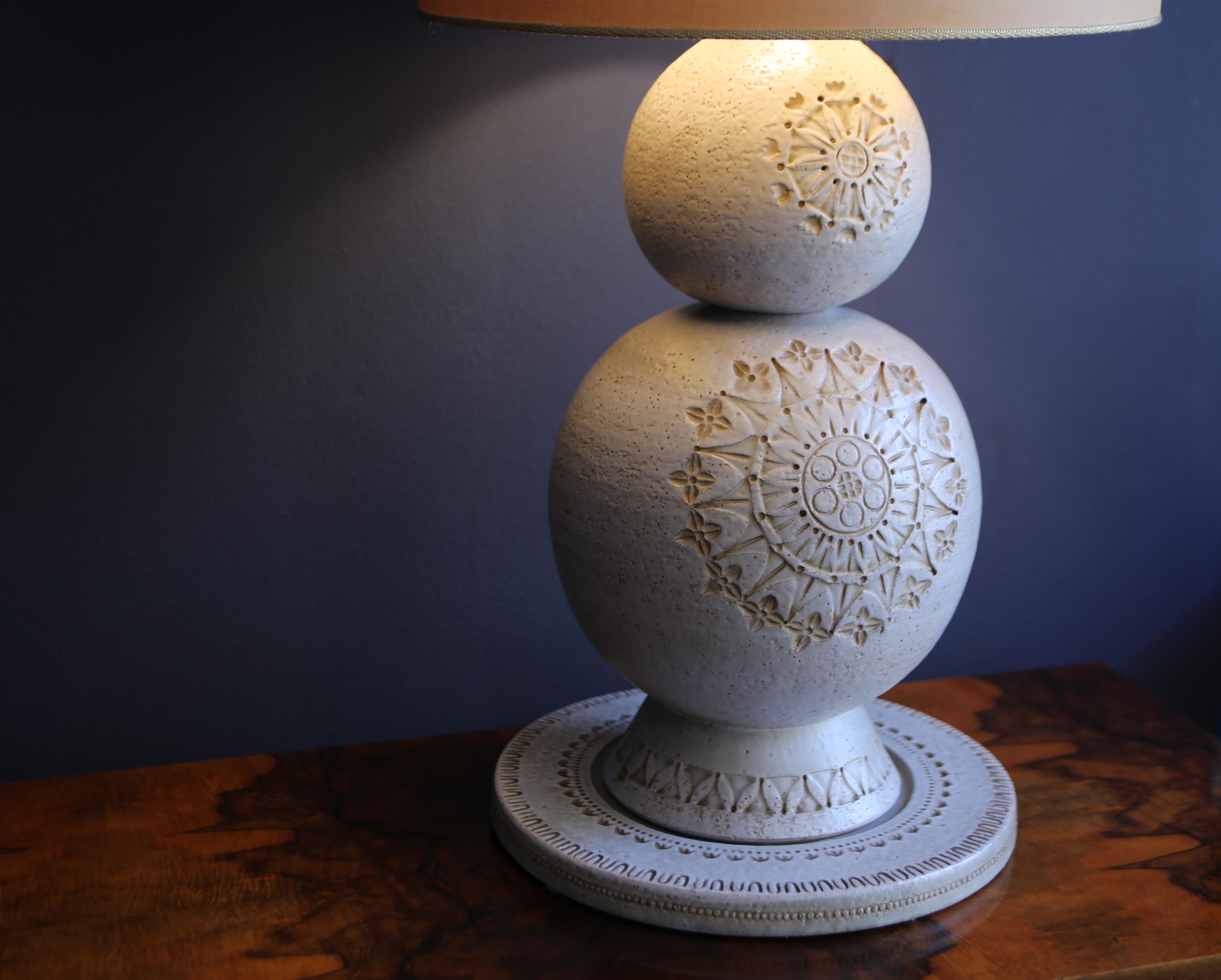 Vintage ceramic table lamp, 