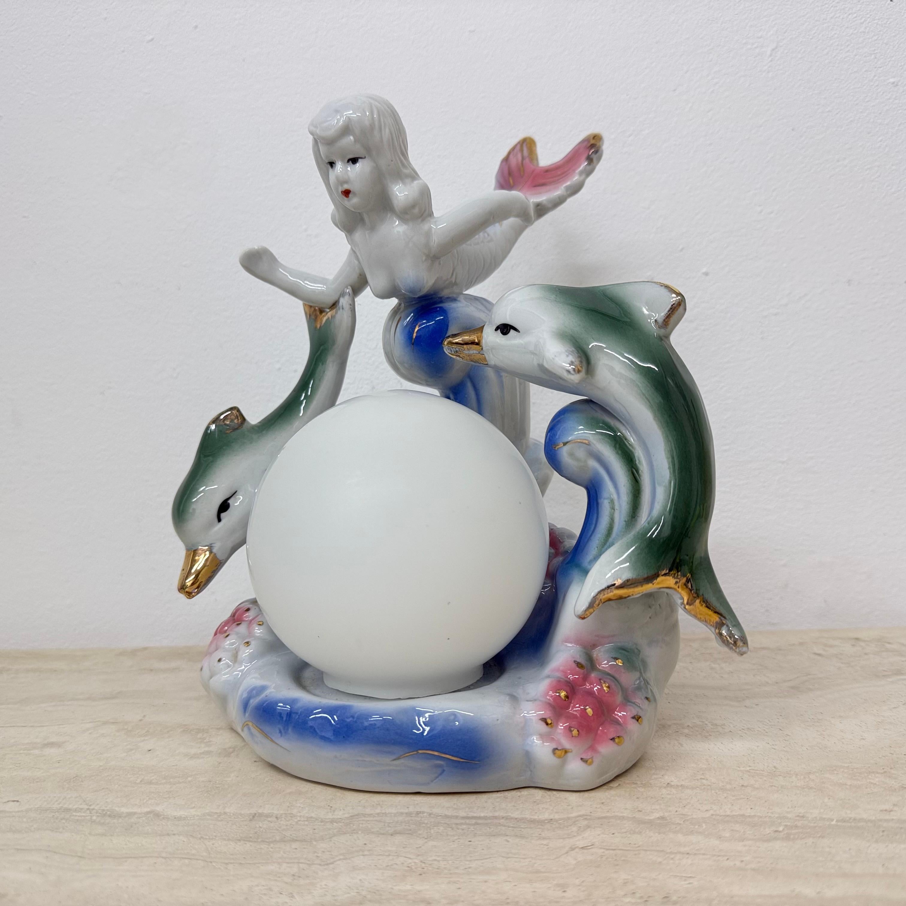 Céramique Lampe de table vintage avec sirène et dauphins, années 1980 en vente