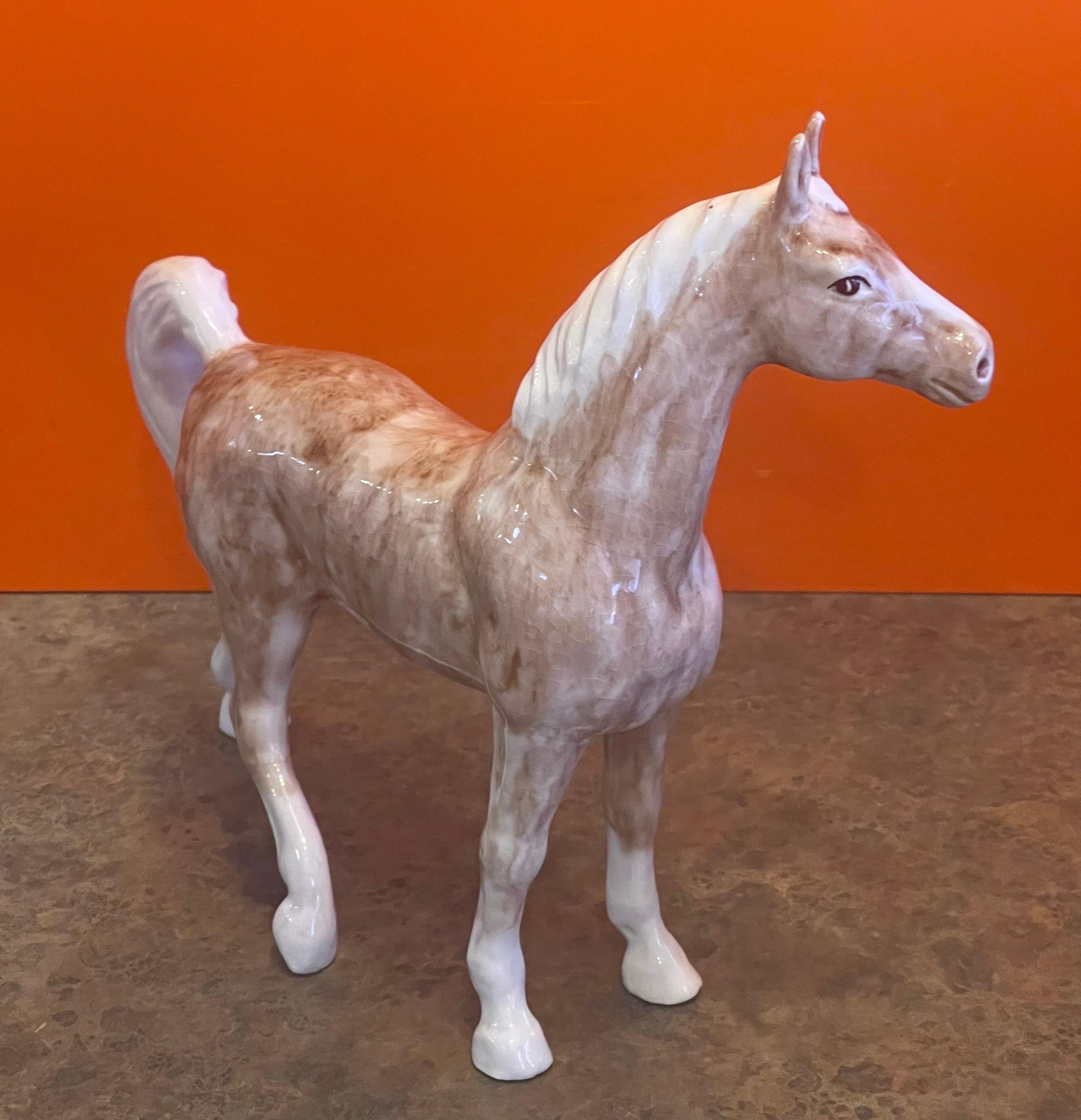 Hand-Crafted Vintage Ceramic Tan Horse Sculpture by Dorothy Kindell For Sale