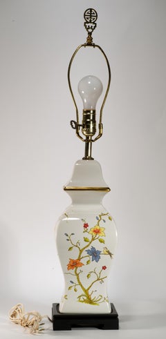 Vintage Ceramic Urn Table Lamp, Chinoiserie Pembroke Style Decor