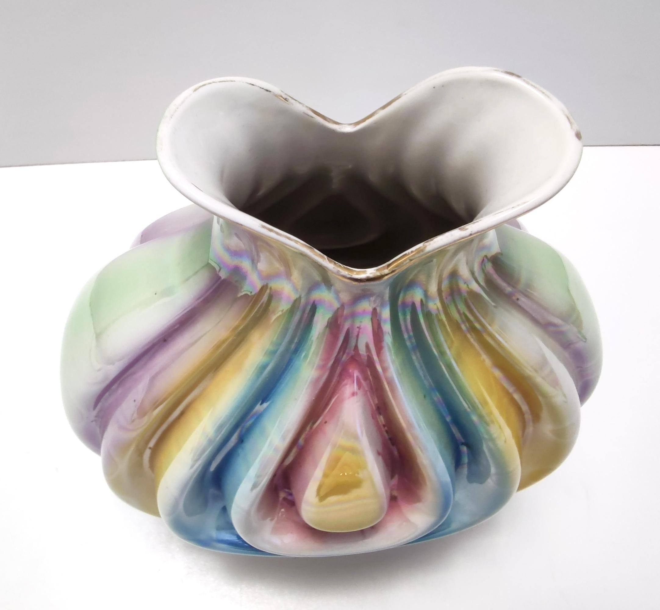 Vase vintage attribué à Italo Casini avec des couleurs iridescentes, Italie en vente 2