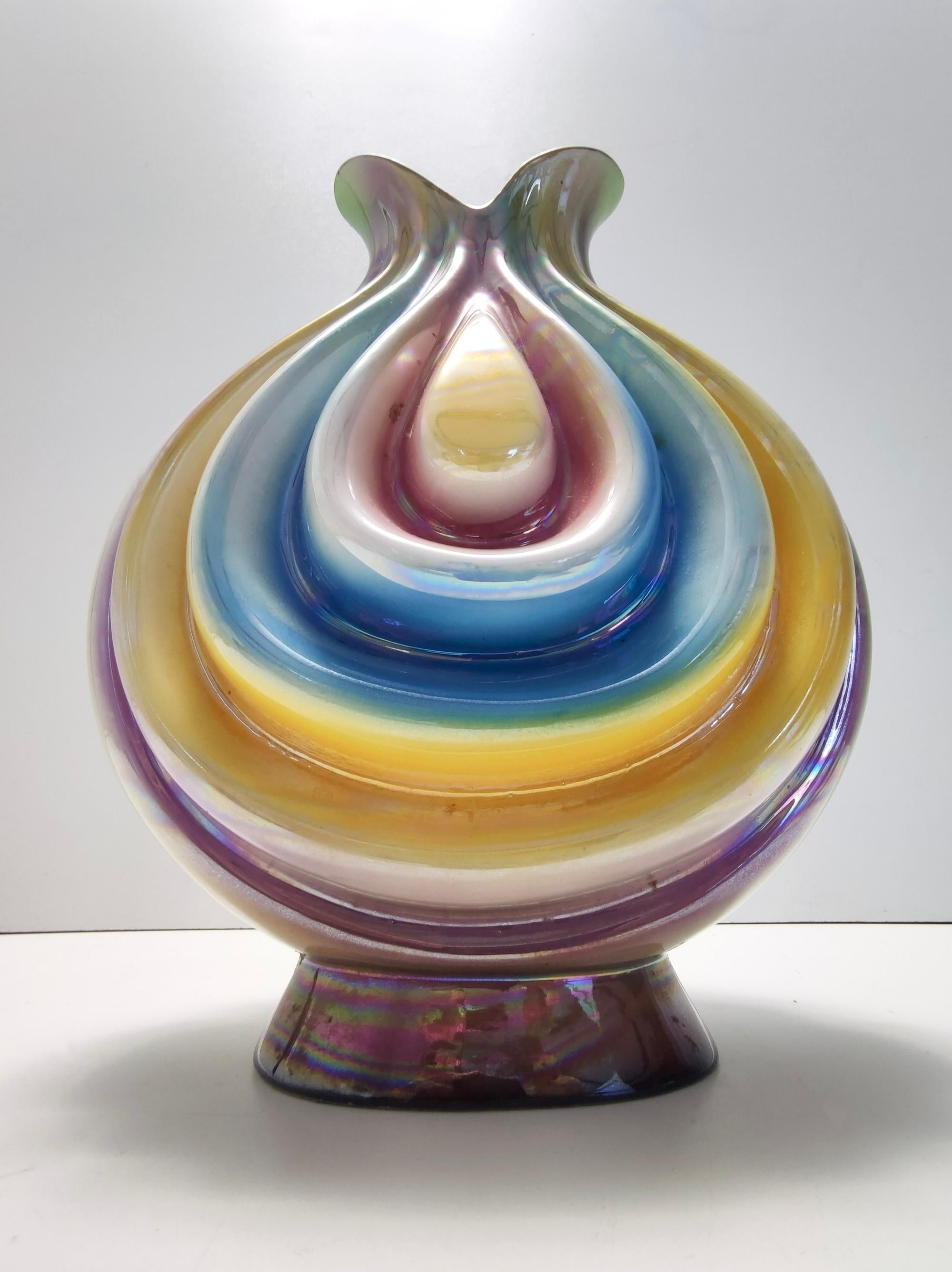 Français Vase vintage attribué à Italo Casini avec des couleurs iridescentes, Italie en vente