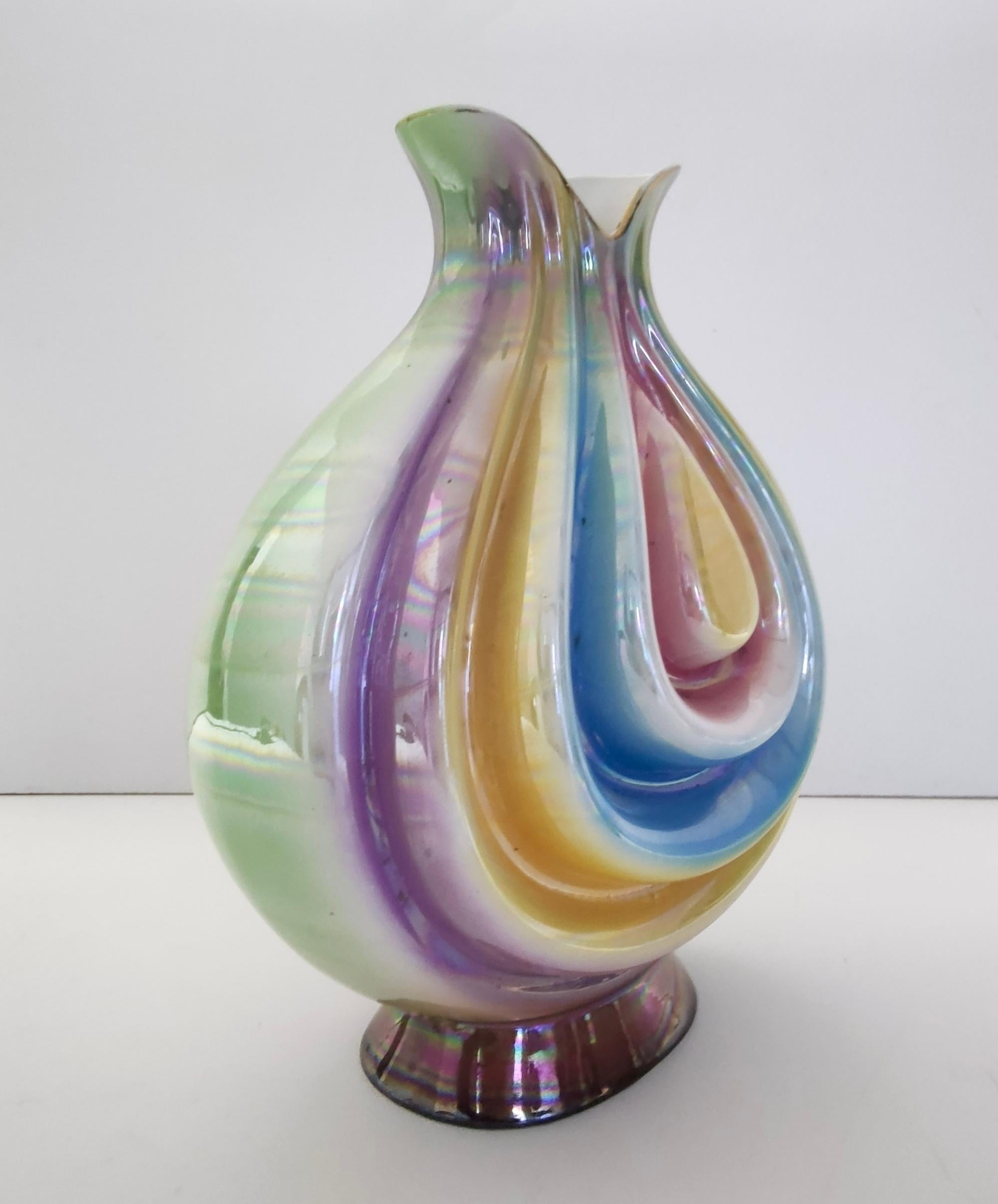 Vintage Ceramic Vase Attributed to Italo Casini with Iridescent Colors, Italy In Good Condition For Sale In Bresso, Lombardy