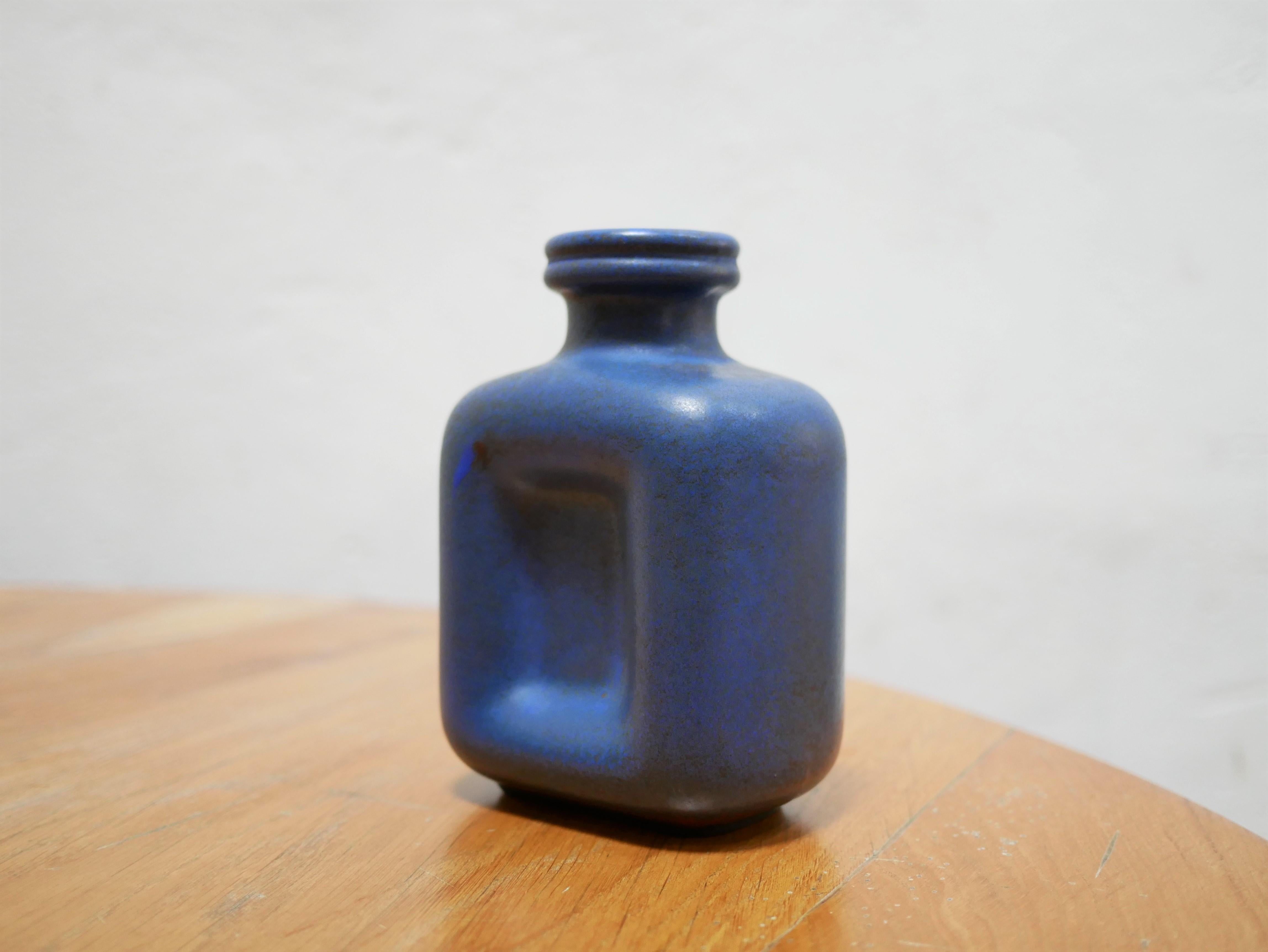 Vintage Ceramic Vase by the Steuler Factory In Good Condition In AIGNAN, FR