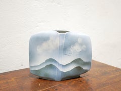 Vaso di ceramica vintage della fabbrica Virebent