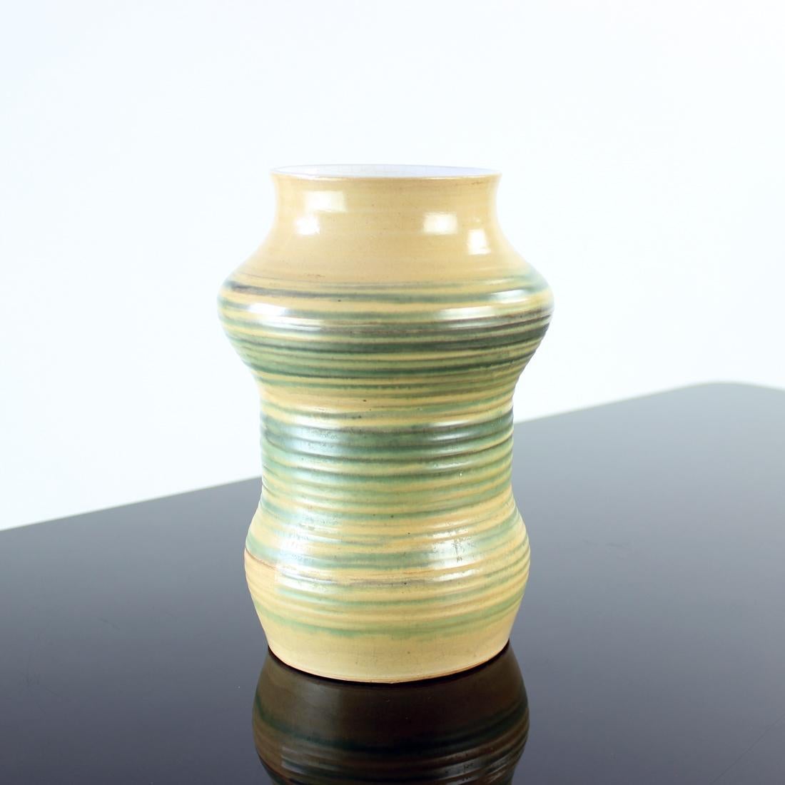 Mid-Century Modern Vintage Ceramic Vase, Czechoslovakia, 1960s For Sale