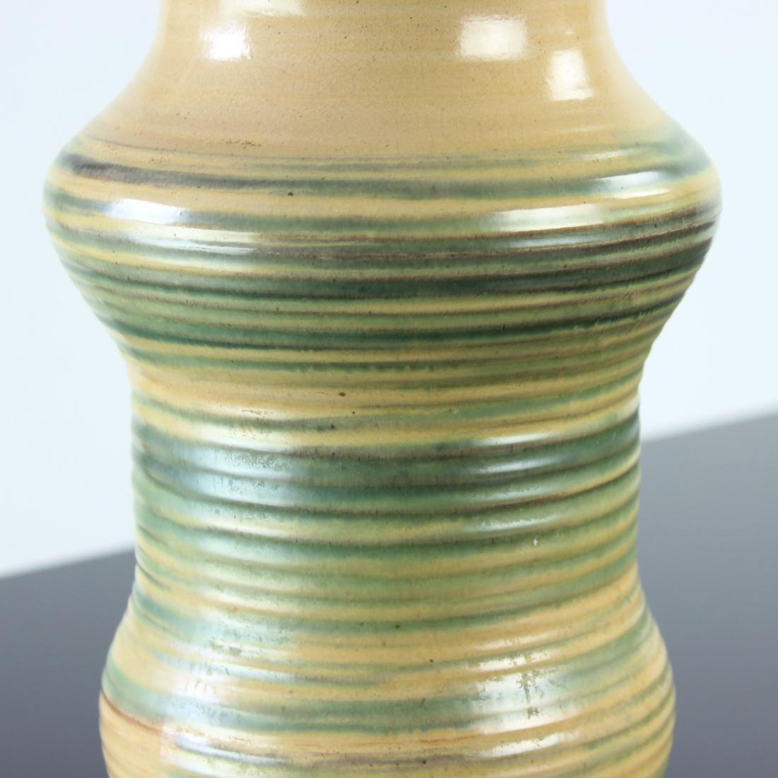 Tchèque Vase en céramique vintage, Tchécoslovaquie, années 1960 en vente