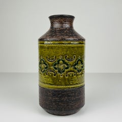 Vintage ceramic vase, design Aldo Londi, Bitossi Italy 1970s