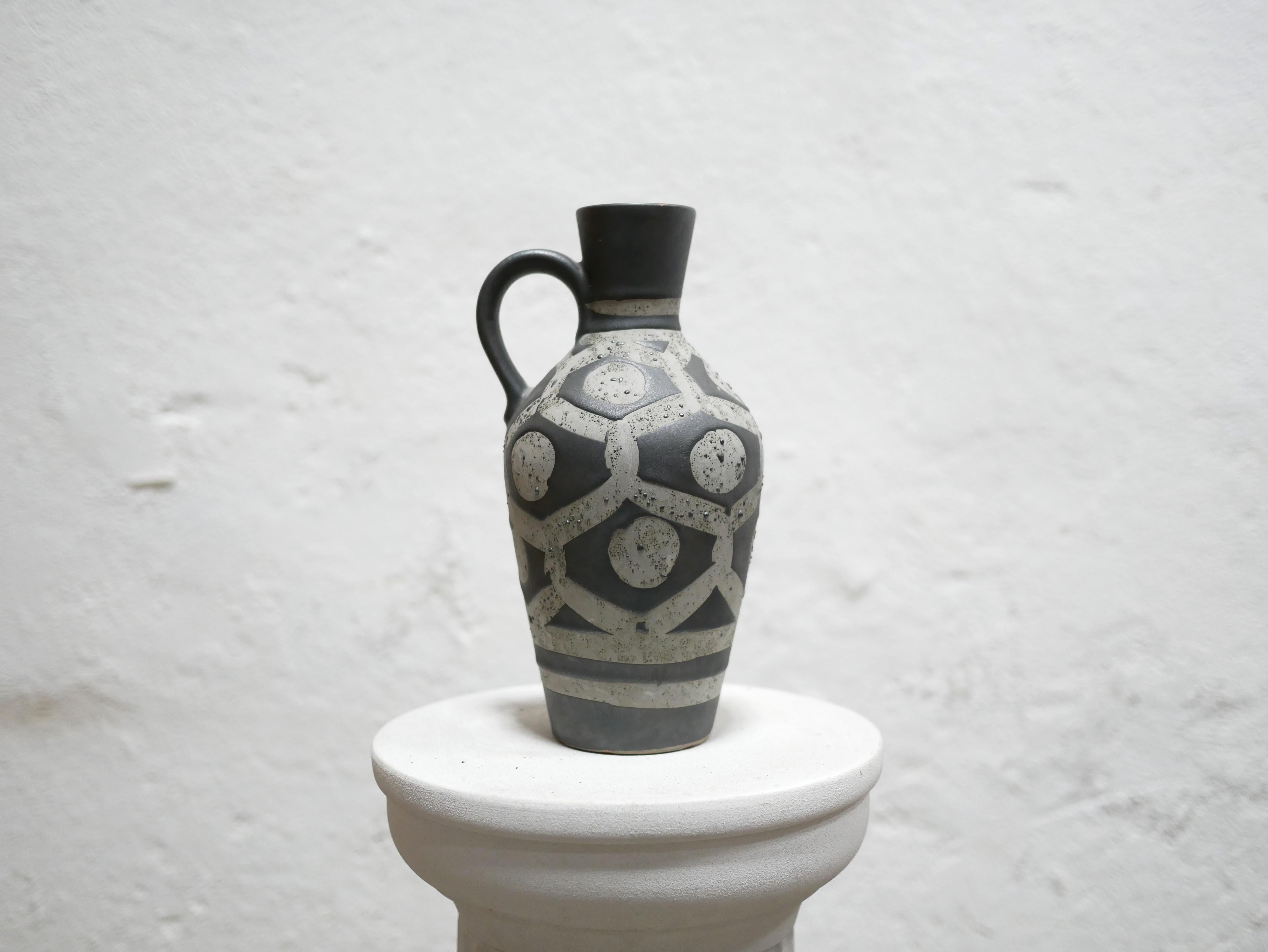 Vintage ceramic vase 4