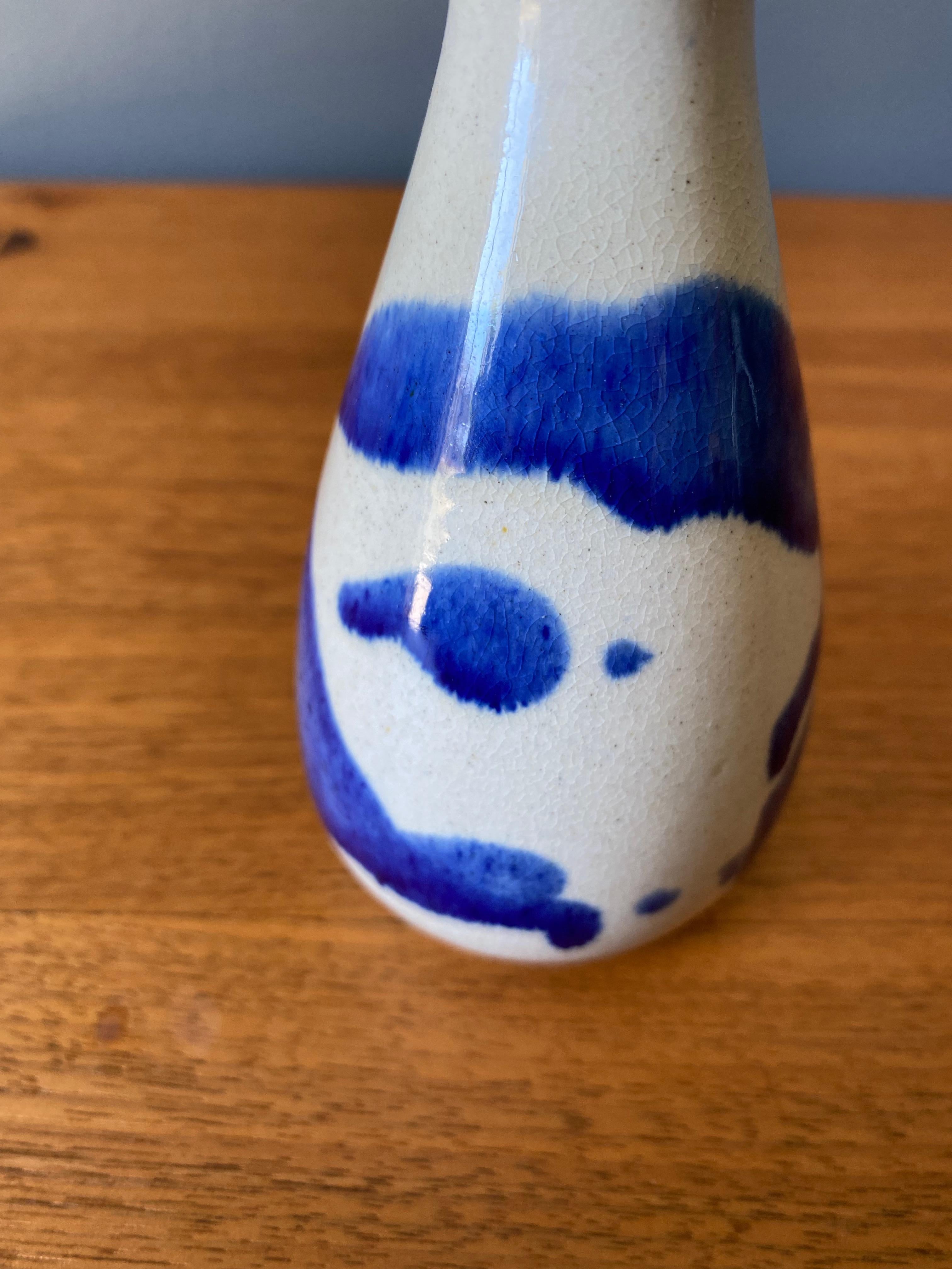 Vintage Ceramic Vase In Good Condition For Sale In Costa Mesa, CA