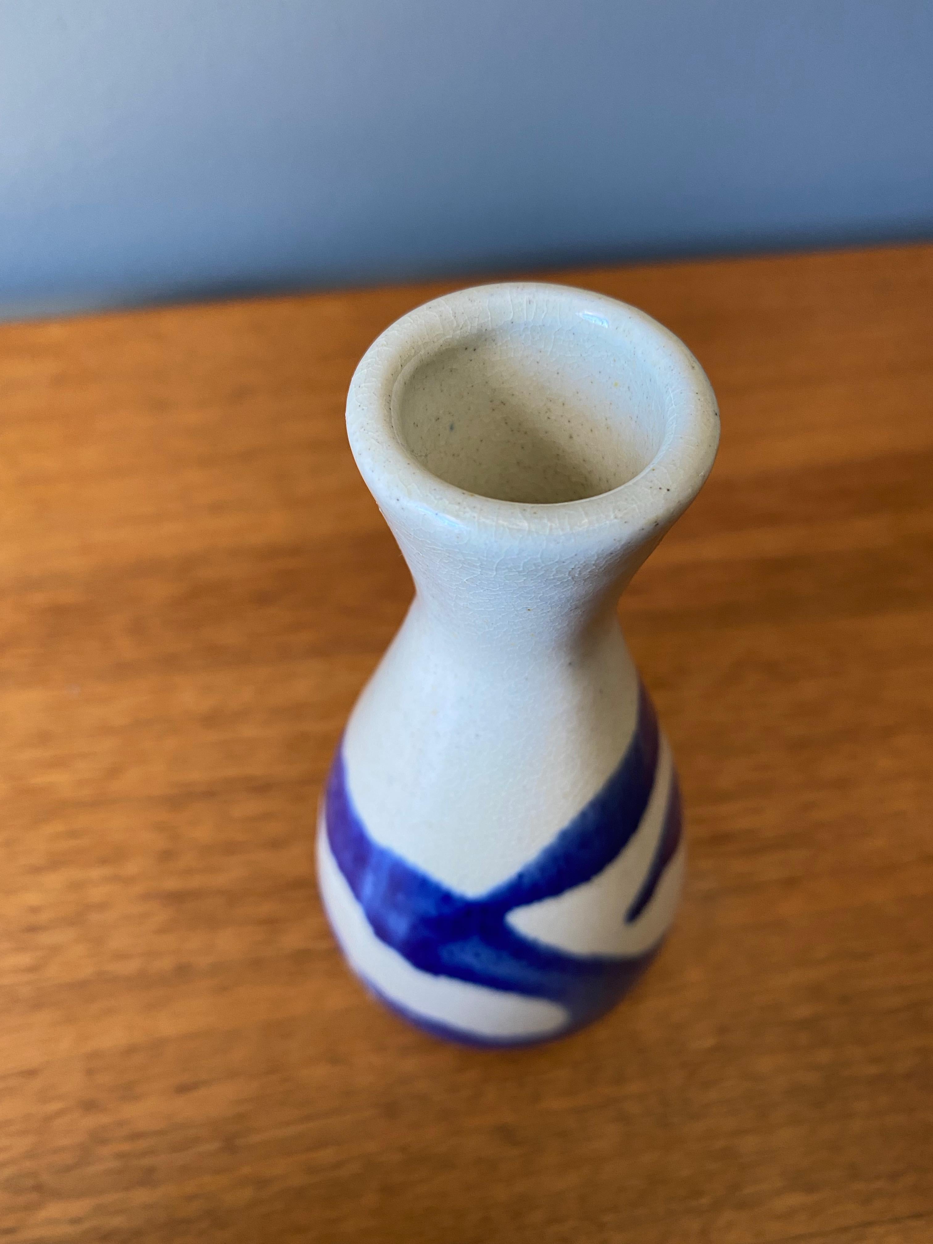 Fin du 20e siècle Vase en céramique vintage en vente