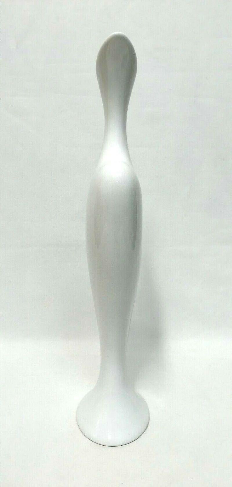 Vintage Ceramic Vase with a Slender and Harmonious Shape, 1970s In Good Condition For Sale In taranto, IT