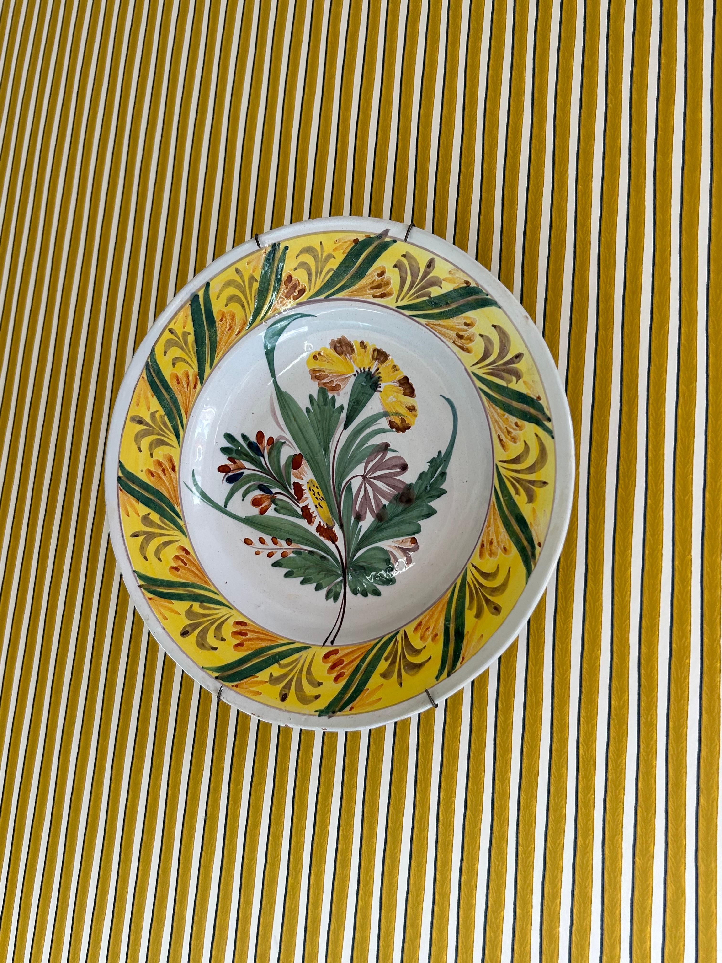 Vintage Ceramic Wall Platter from Kellinghusen, Germany, Early 20th Century In Good Condition For Sale In Copenhagen K, DK