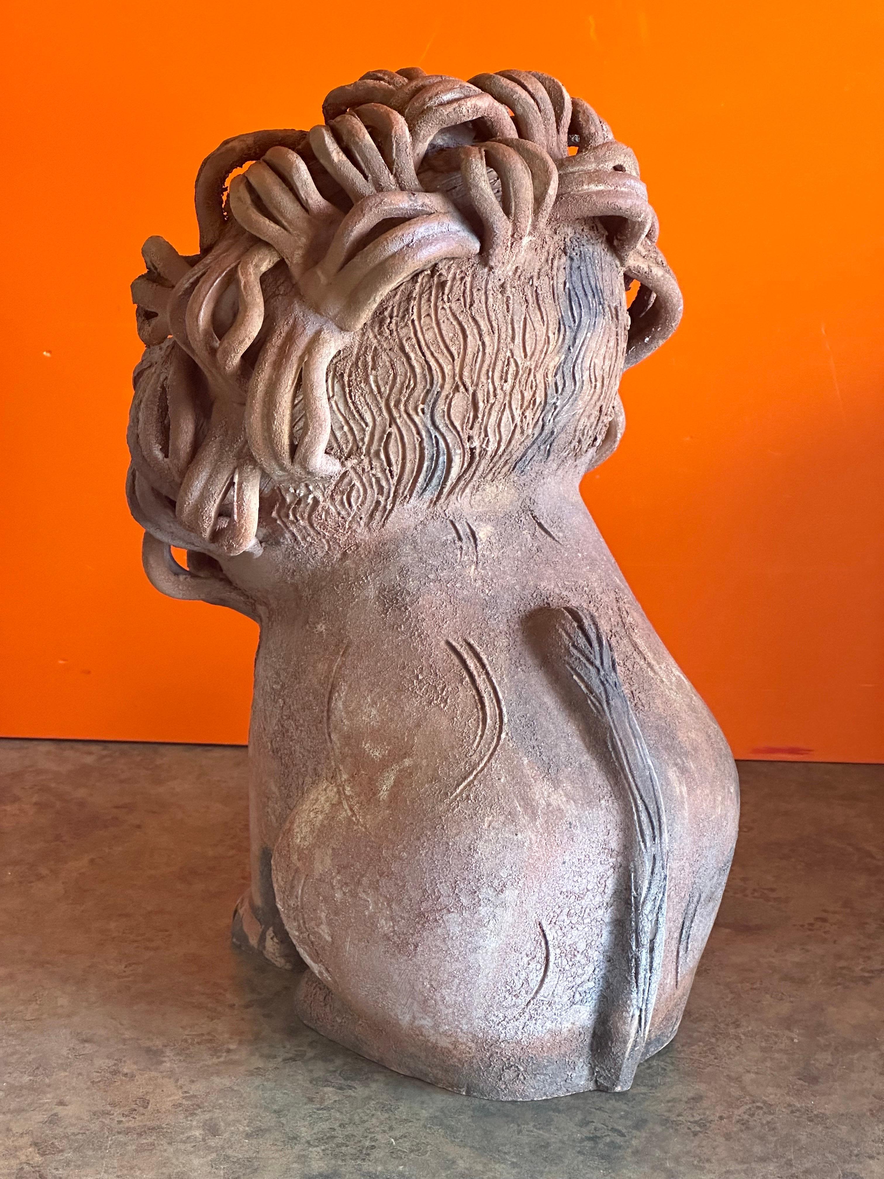 Milieu du XXe siècle Sculpture de lion vintage en céramique/poterie d'Aldo Londo pour Bitossi Raymor en vente