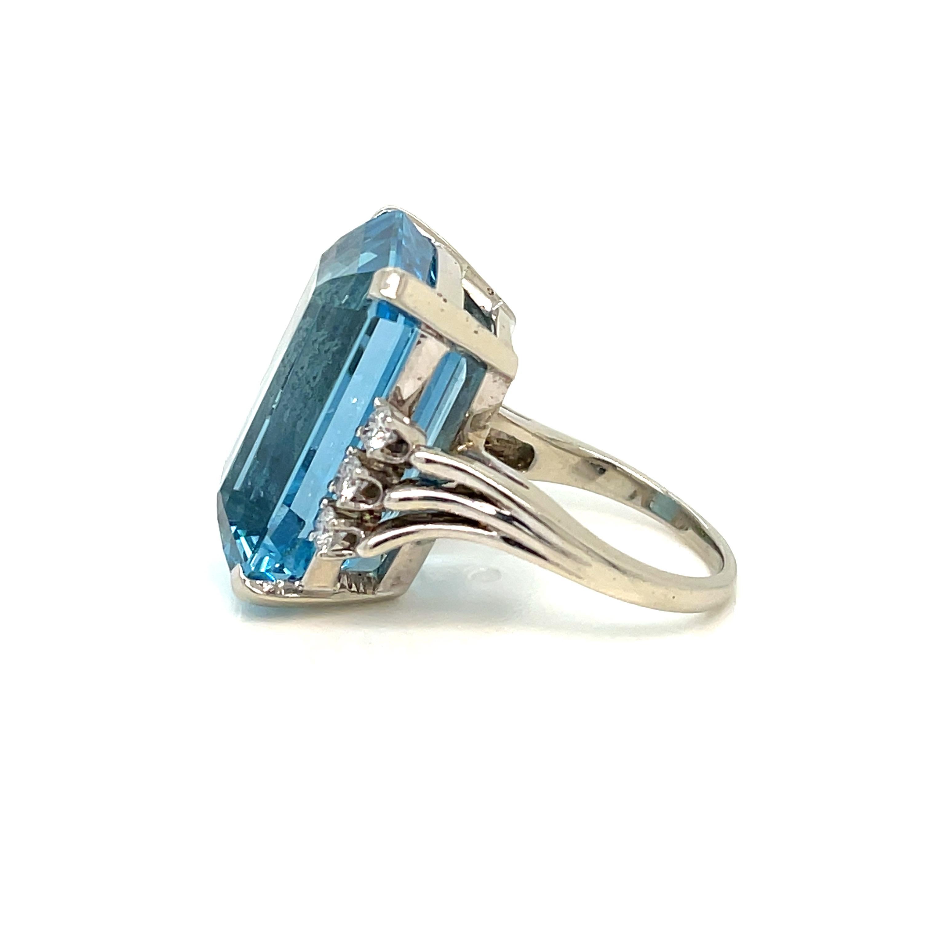 Women's Vintage Certified 25 Carat Santa Maria Aquamarine Diamond Gold Ring
