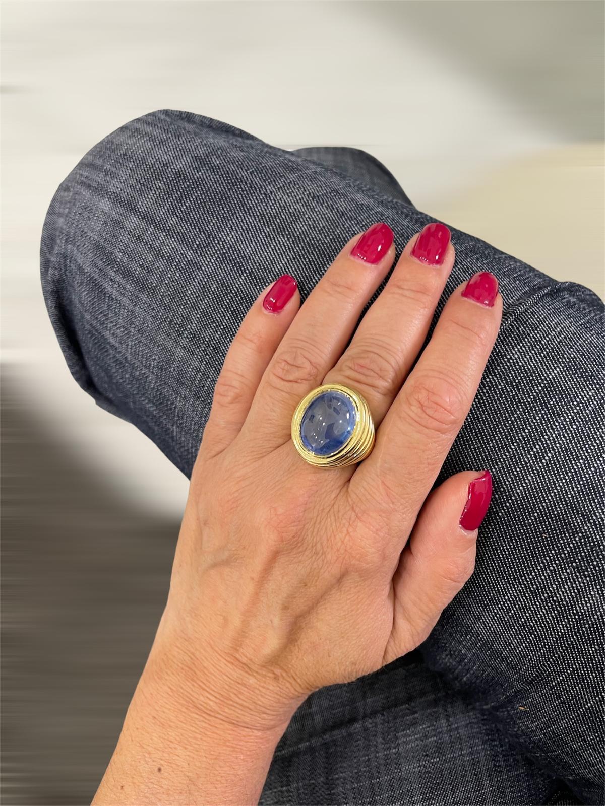 Vintage Certified 28 Carat Natural Unheated Sapphire Ring 10
