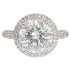 Anillo Halo de Diamantes Certificado Vintage de 4,34 ct en Platino y Oro