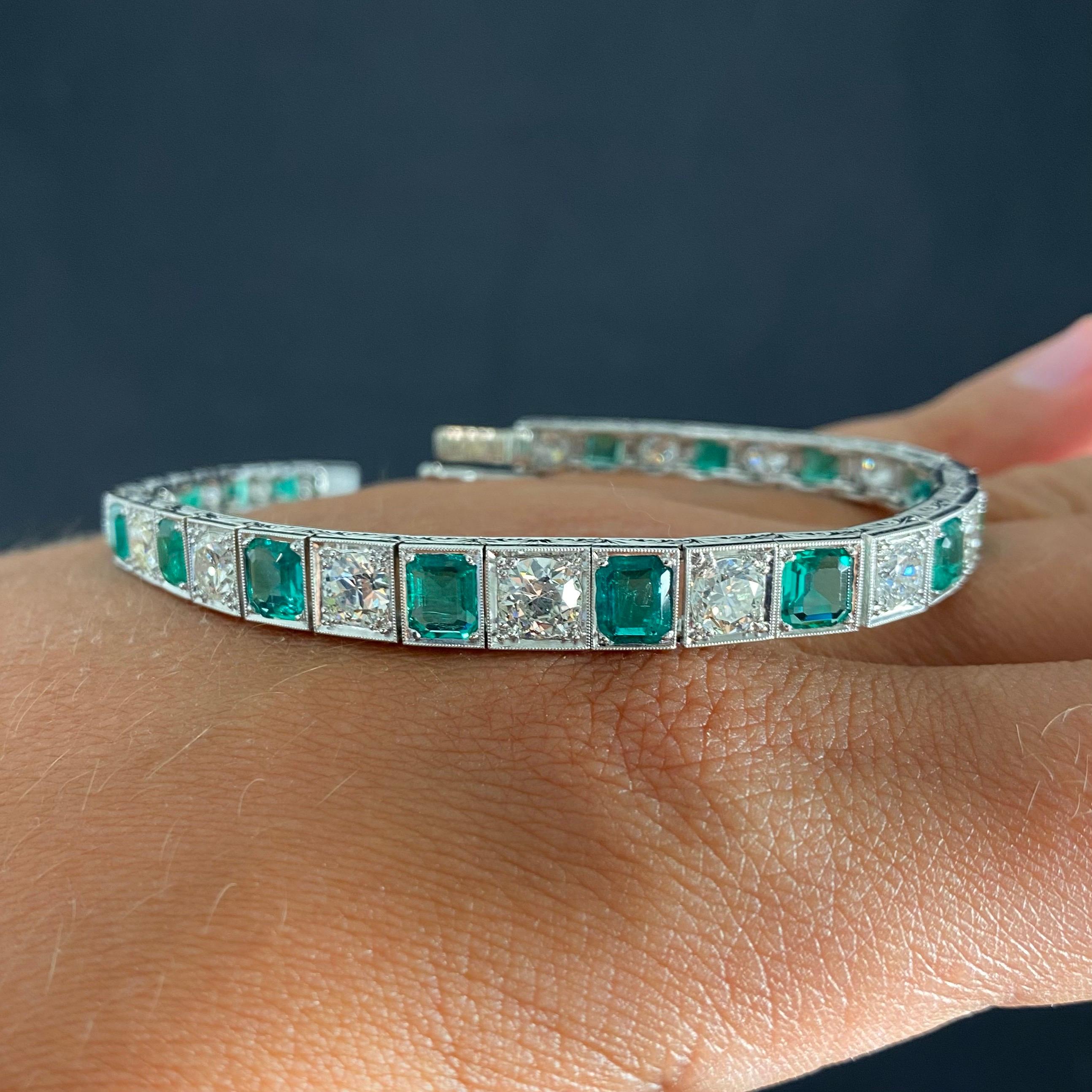 Vintage Certified Colombian Emerald Diamond Bracelet Platinum White Gold 1990s For Sale 5