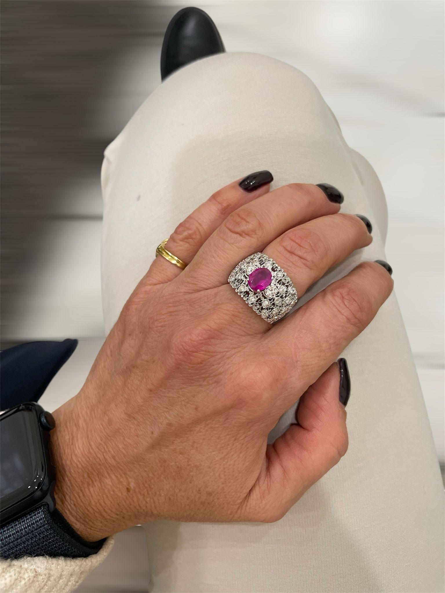 Vintage Certified No Heat Burma Ruby Diamond Engraved Gold Ring For Sale 2