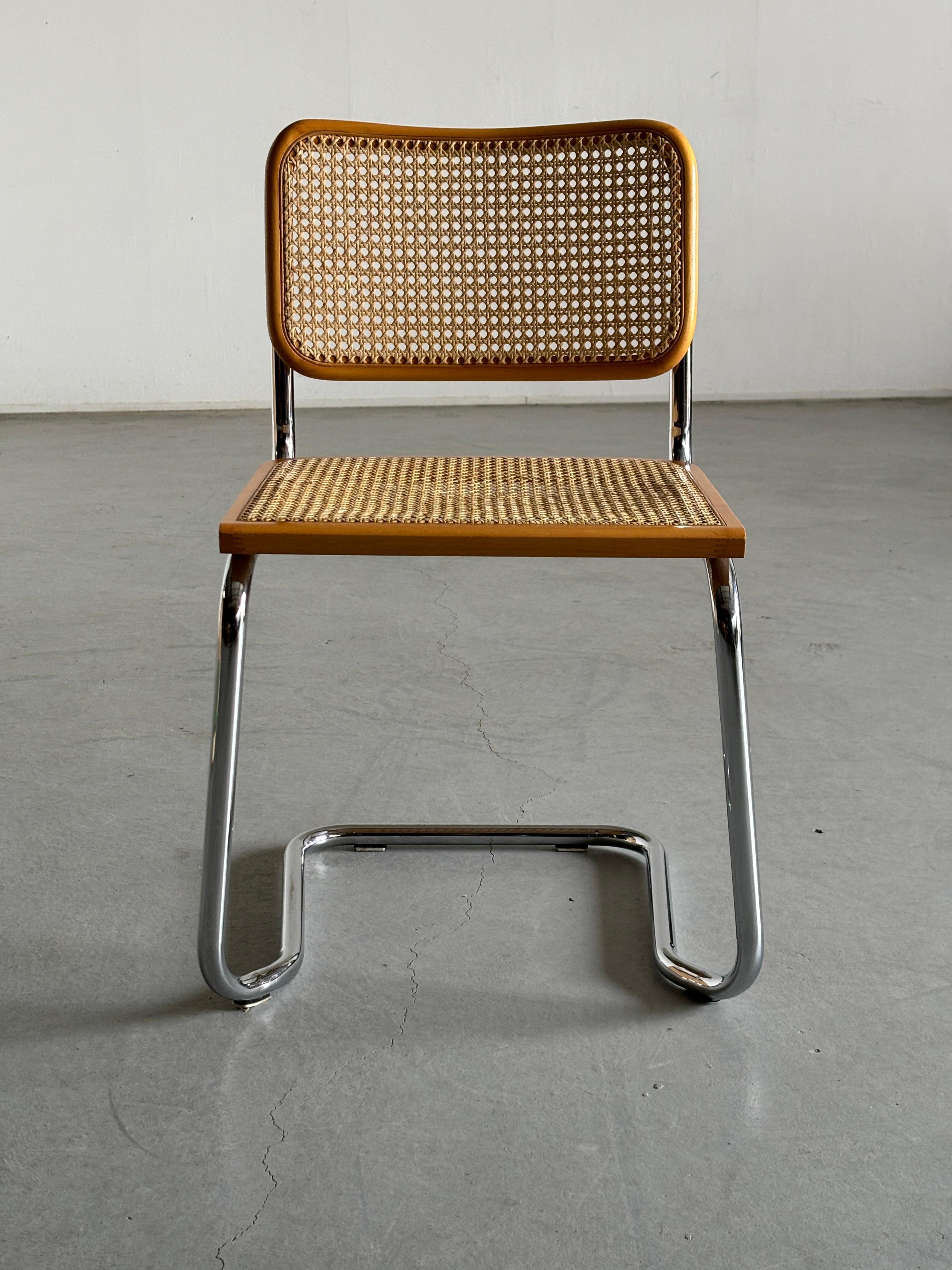 Italian Vintage Cesca Mid Century Cantilever Chair, Marcel Breuer B32 Made in Italy For Sale