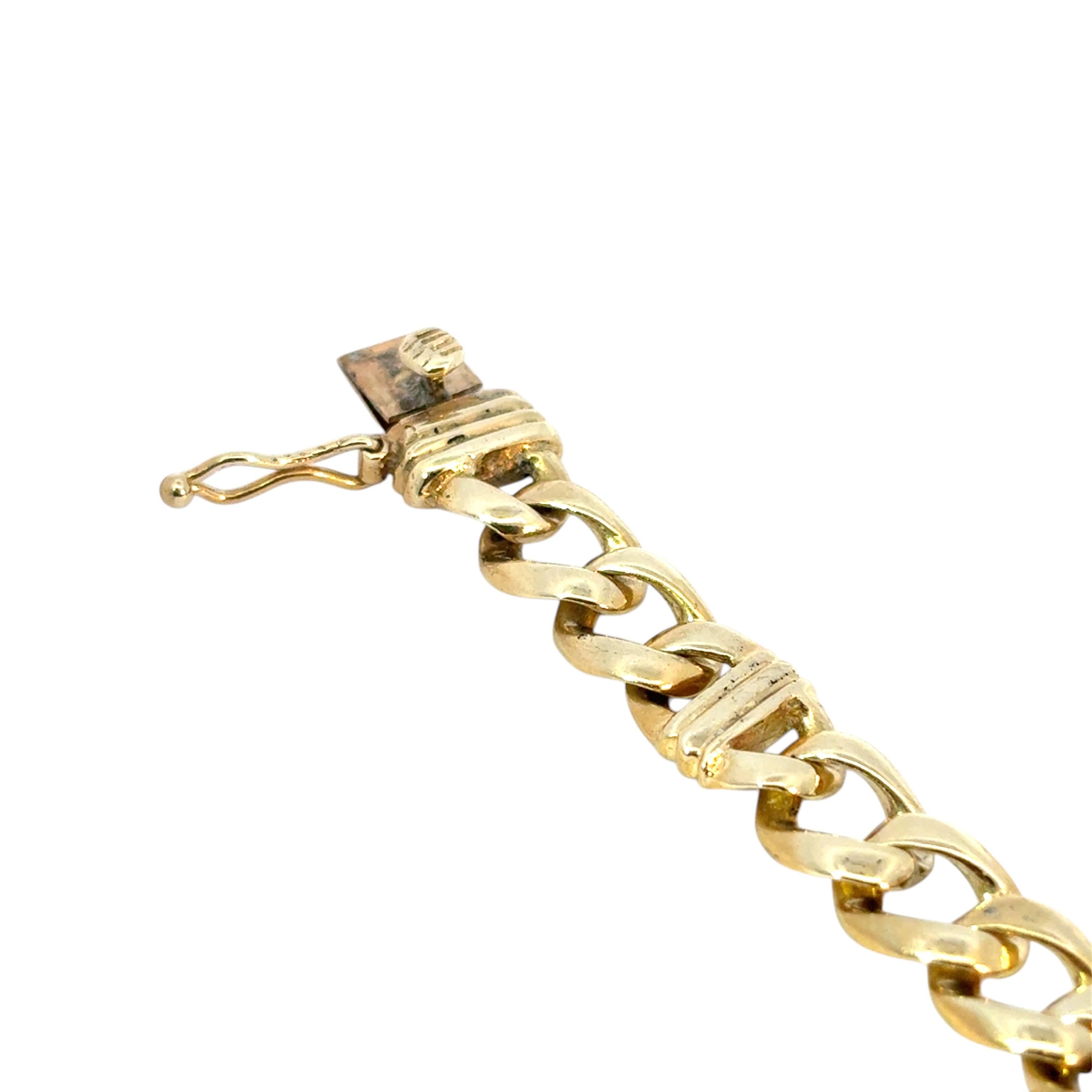 Women's or Men's Vintage Chain Link Bracelet made of 14k Yellow Gold For Sale