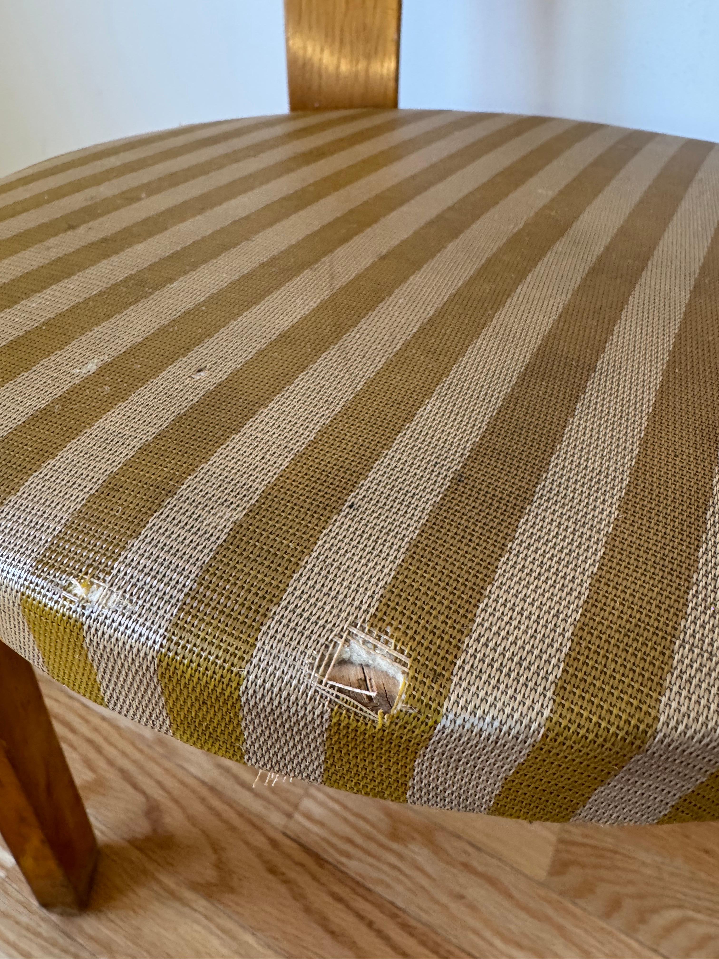 Vintage Chair 65 by Alvar Aalto for Artek, 1940-50s For Sale 7