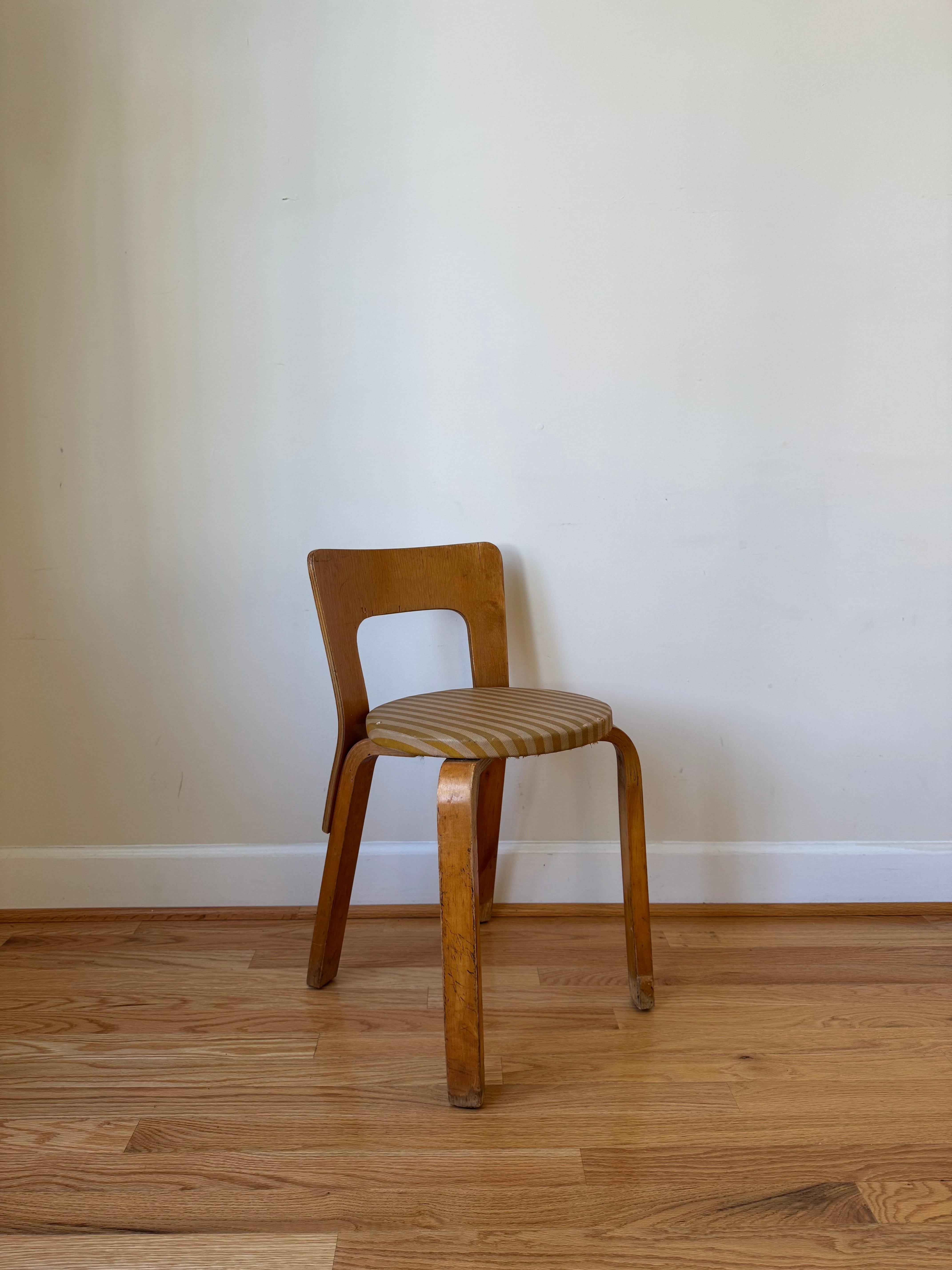 Mid-Century Modern Vintage Chair 65 by Alvar Aalto for Artek, 1940-50s For Sale