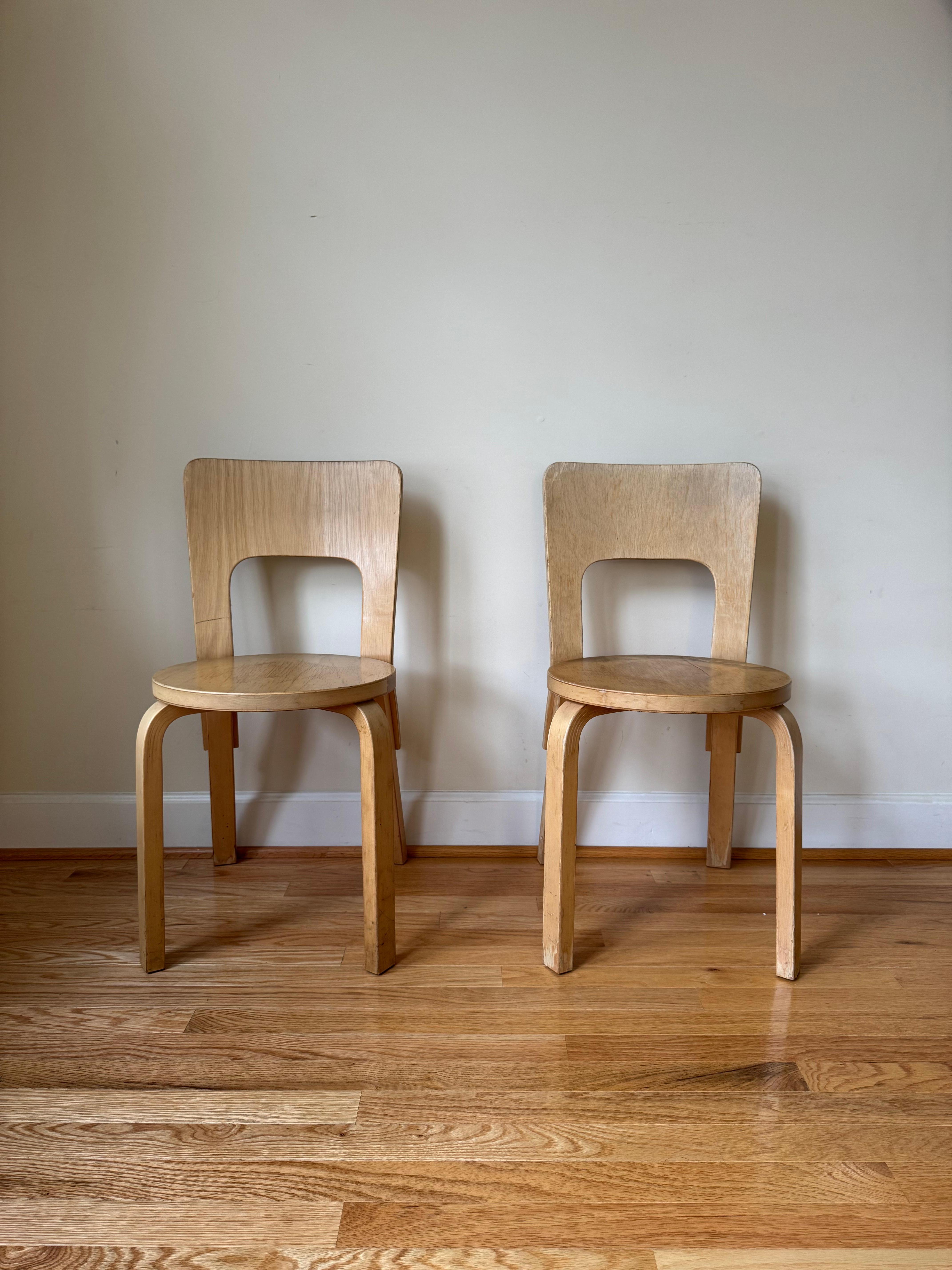 Vintage-Stuhl 66 von Alvar Aalto für Artek, 1940-50er Jahre (Moderne der Mitte des Jahrhunderts) im Angebot