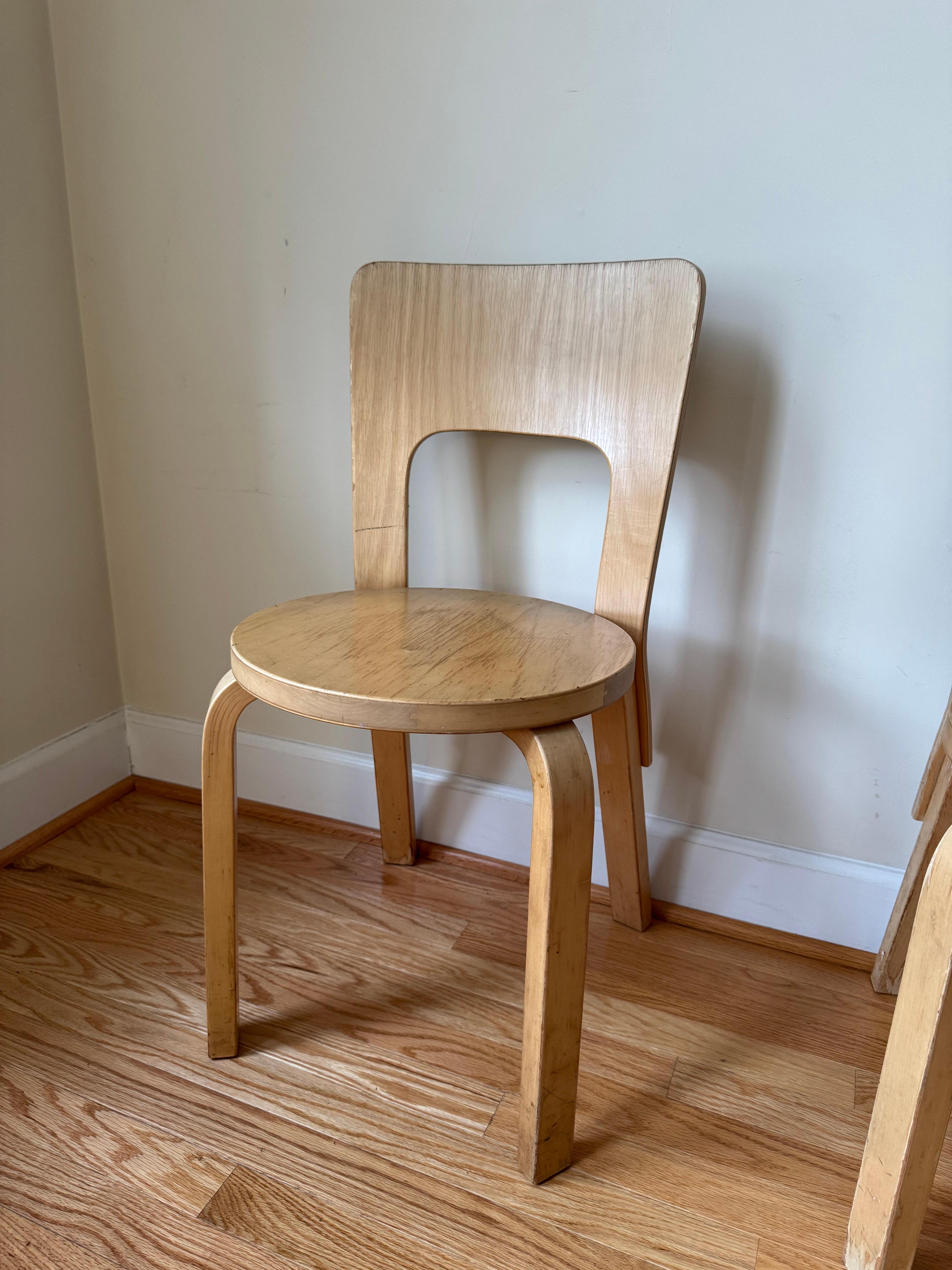 Vintage-Stuhl 66 von Alvar Aalto für Artek, 1940-50er Jahre (Finnisch) im Angebot
