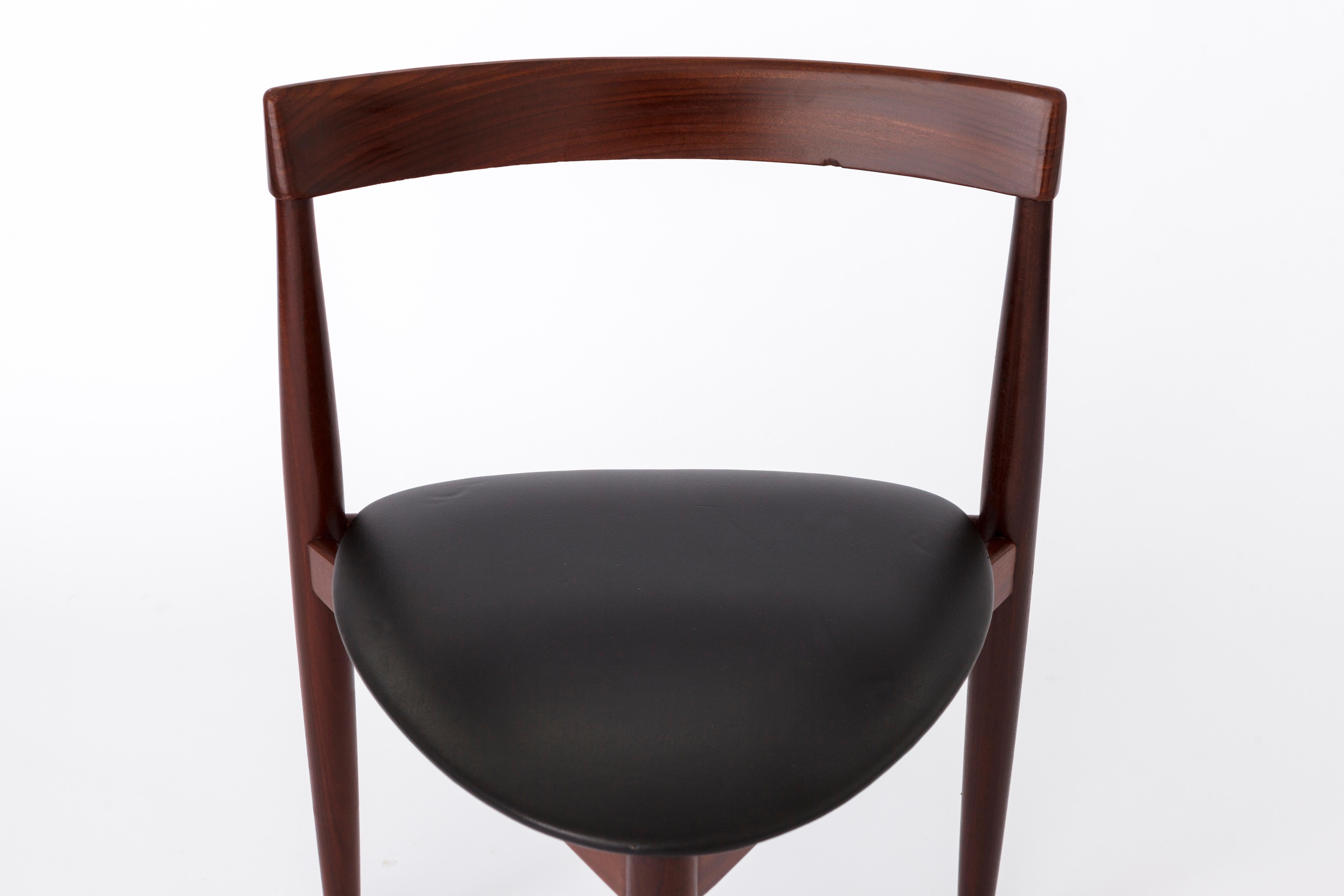 Polished Vintage chair by Hans Olsen, for Frem Røjle, 1960s, Teak, Danish, three legged For Sale