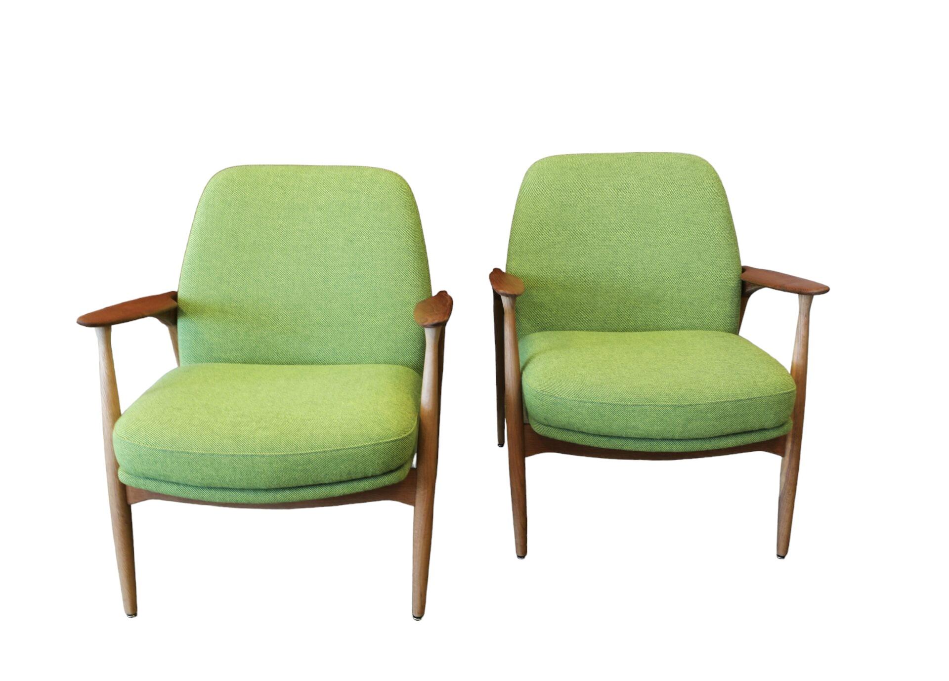 Vintage Chair in Teak and Oak by Ib Kofod-Larsen, 1960s For Sale 8