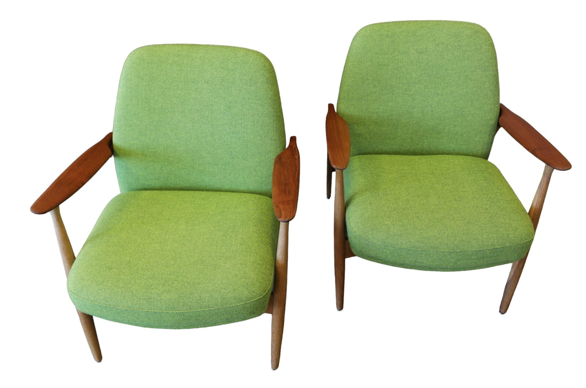 Vintage Chair in Teak and Oak by Ib Kofod-Larsen, 1960s For Sale 9