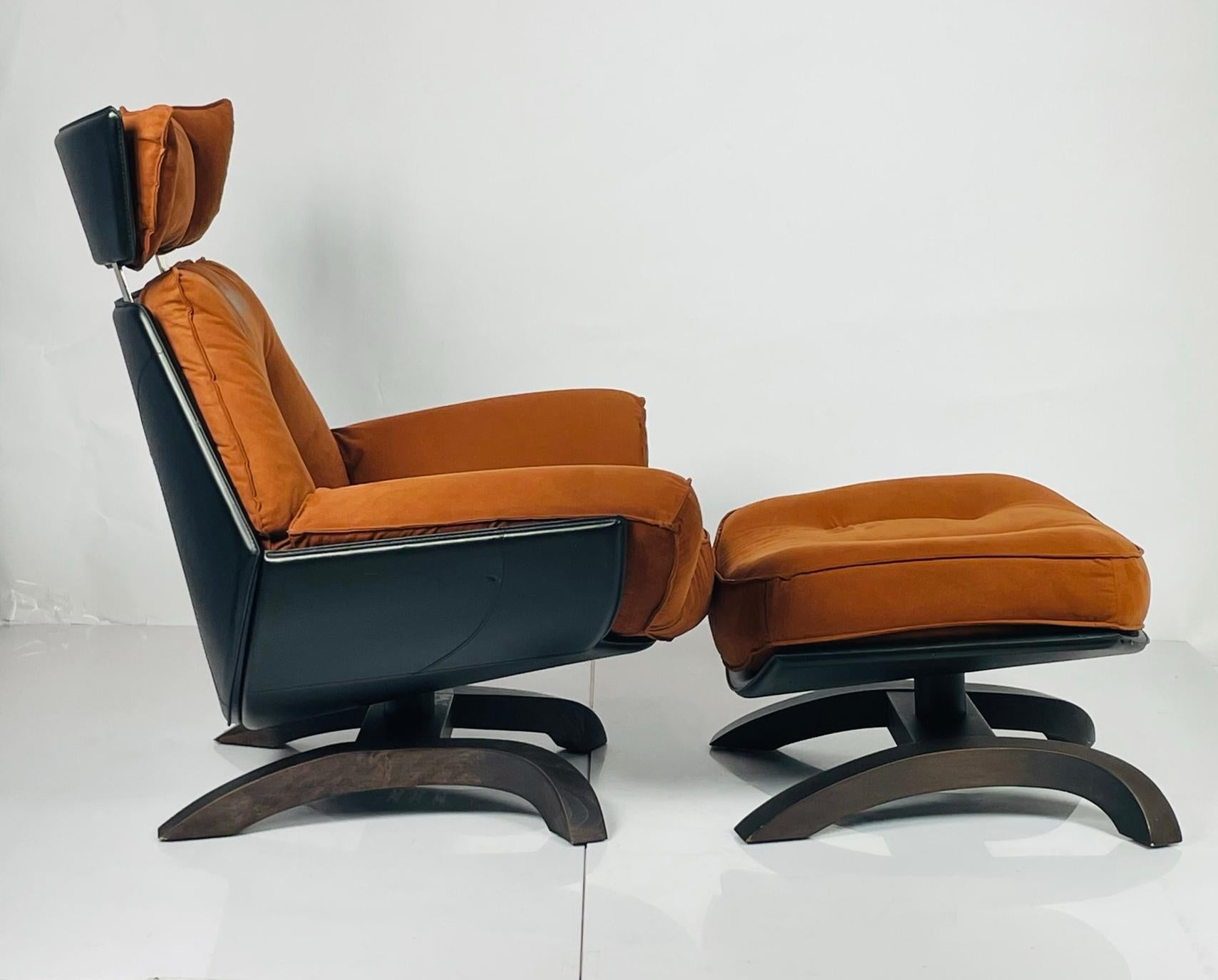 Stuhl und Ottomane im Vintage-Stil, hergestellt in Italien von Giorgio Saporiti (Moderne der Mitte des Jahrhunderts) im Angebot