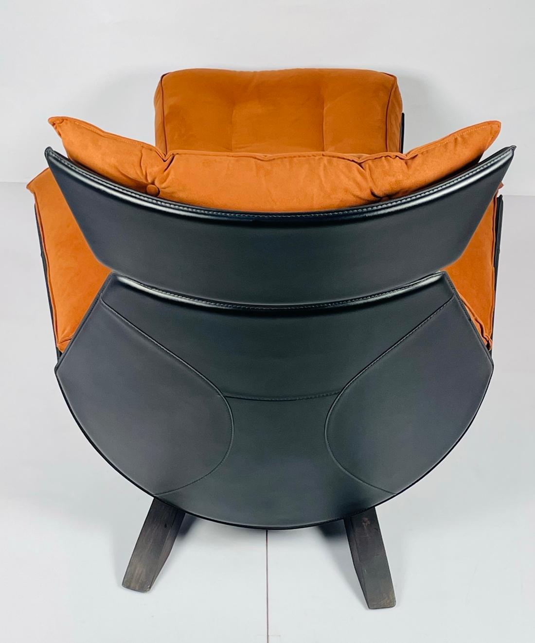 Stuhl und Ottomane im Vintage-Stil, hergestellt in Italien von Giorgio Saporiti (Ende des 20. Jahrhunderts) im Angebot