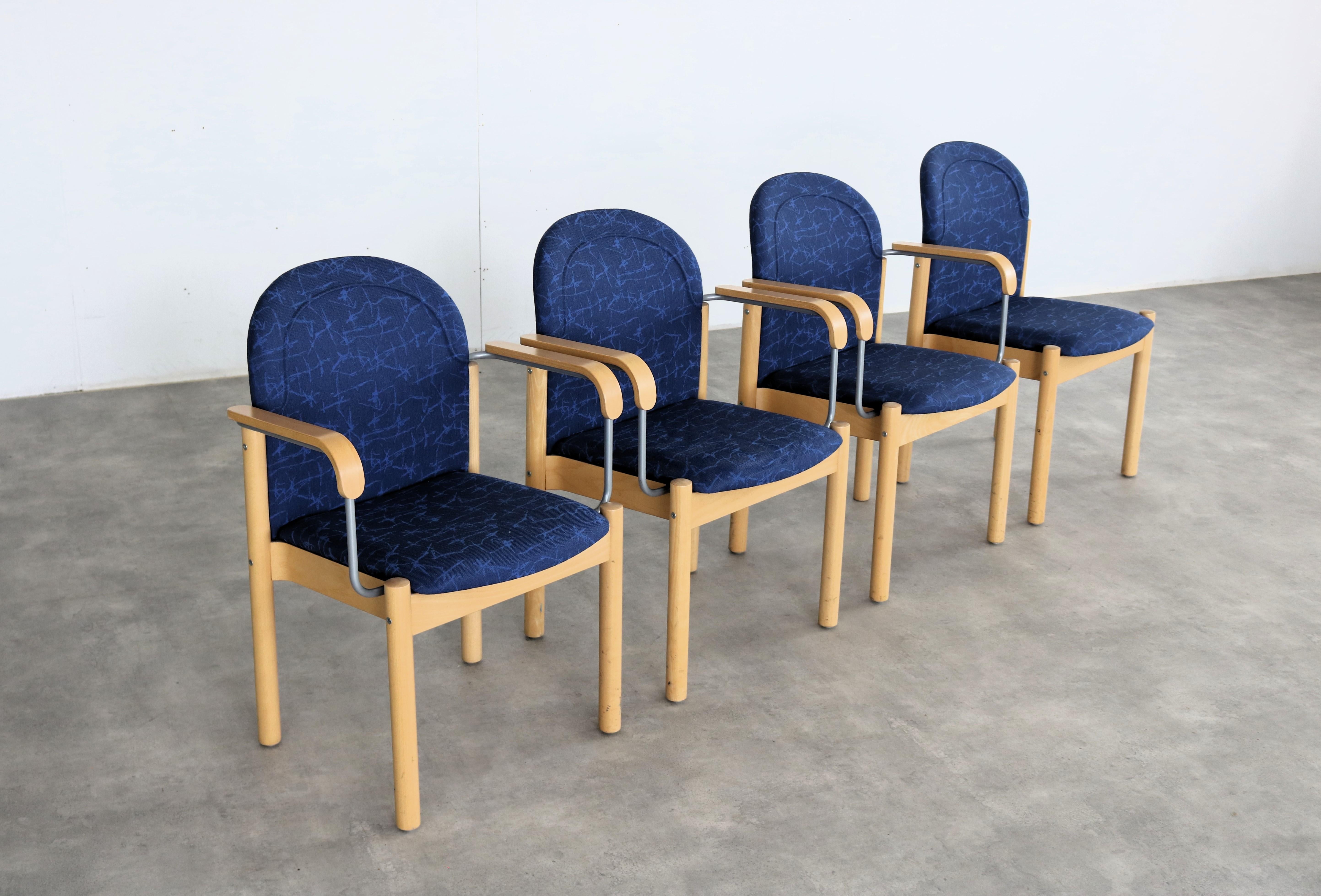 vintage chairs  armchairs  Kinnarps  Sweden In Good Condition For Sale In Lemmer, NL