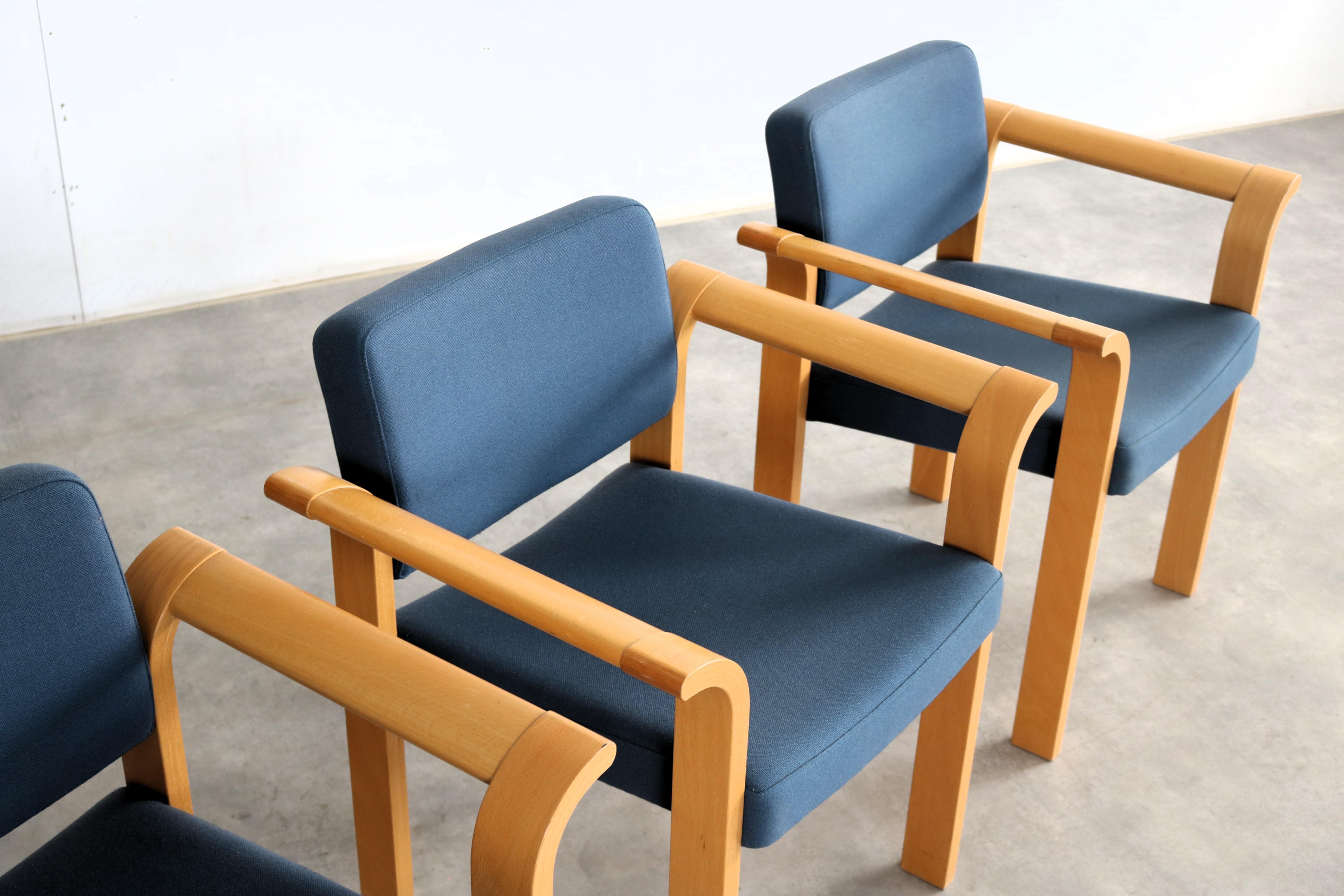 Tissu Chaises Vintage  chaises de salle à manger  Magnus Olesen en vente