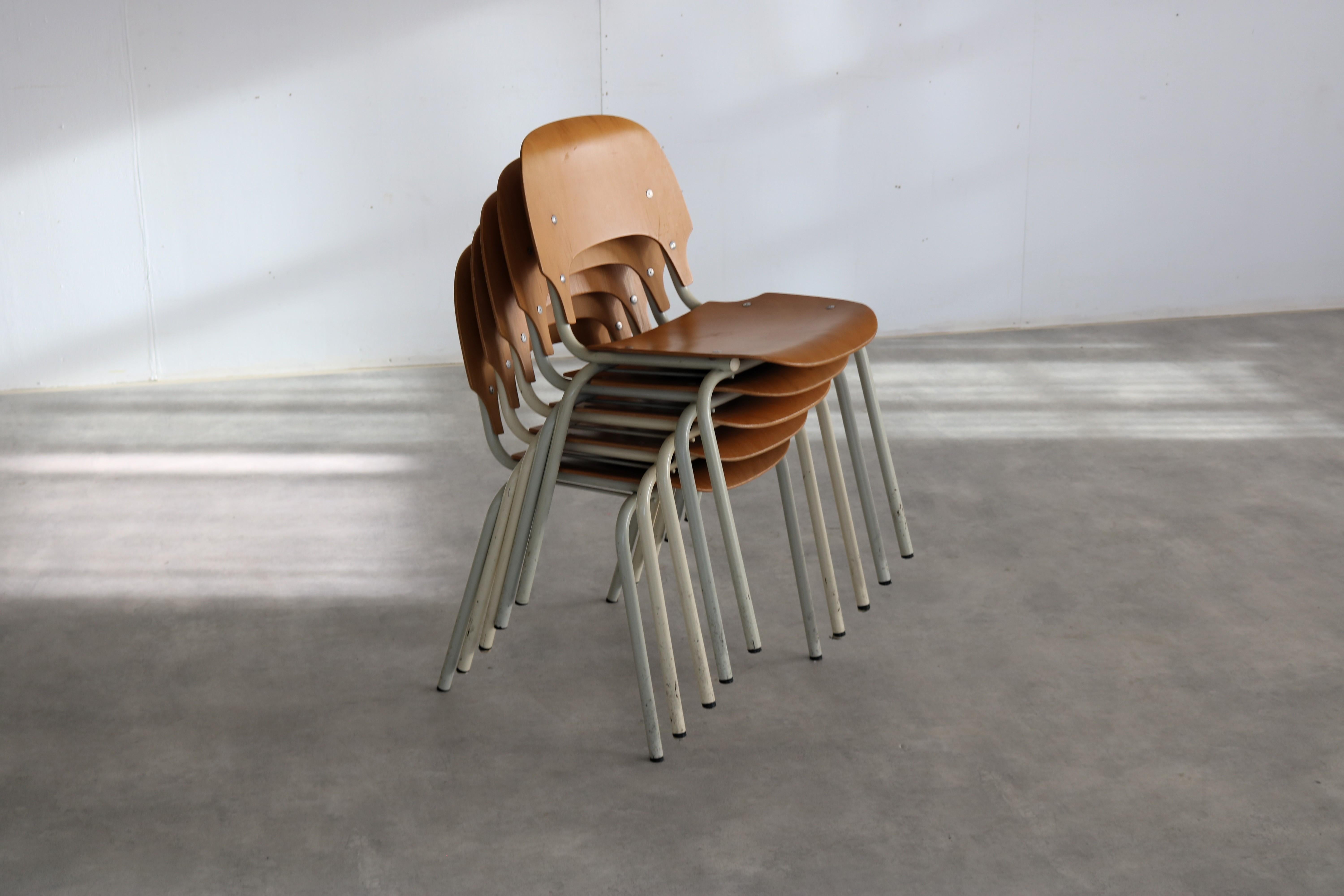 Vintage By Stühle  Esszimmerstühle  stapelbare Stühle (Niederländisch) im Angebot