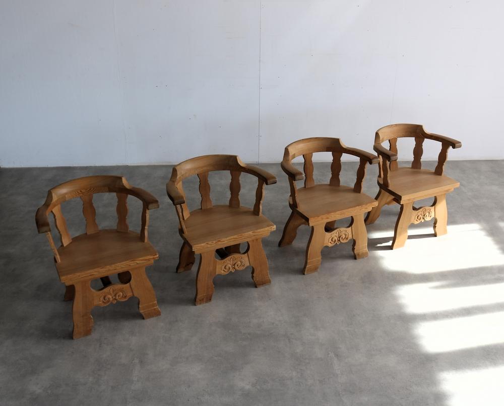 vintage chairs  dining room chairs  brutalist  Swedish

period  60's
design  unknown  Sweden
condition  good  light signs of use
size  72 x 62 x 49 (hxwxd) seat height 46 cm;

details  oak; textile; set of 4;

article number  2299