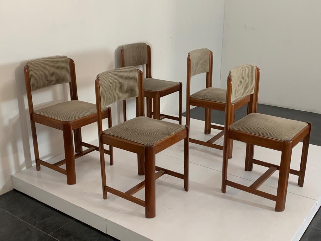 Vintage Chairs in Walnut and Beech, 1970s, Set of 5 In Good Condition For Sale In Montelabbate, PU