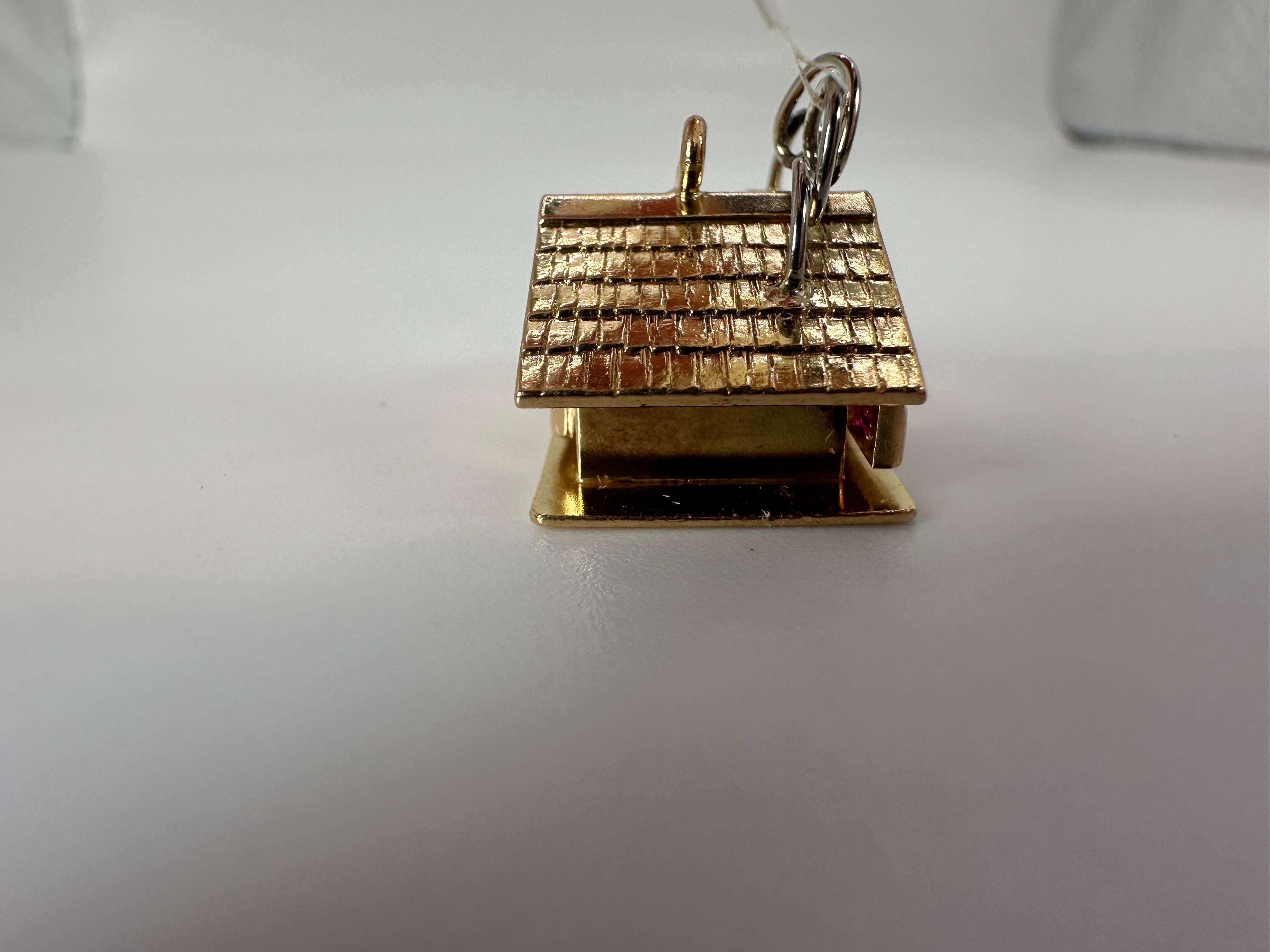 Vintage Chalet Charm pendant with natural rubies RARE find!!! 18KT gold In New Condition For Sale In Jupiter, FL