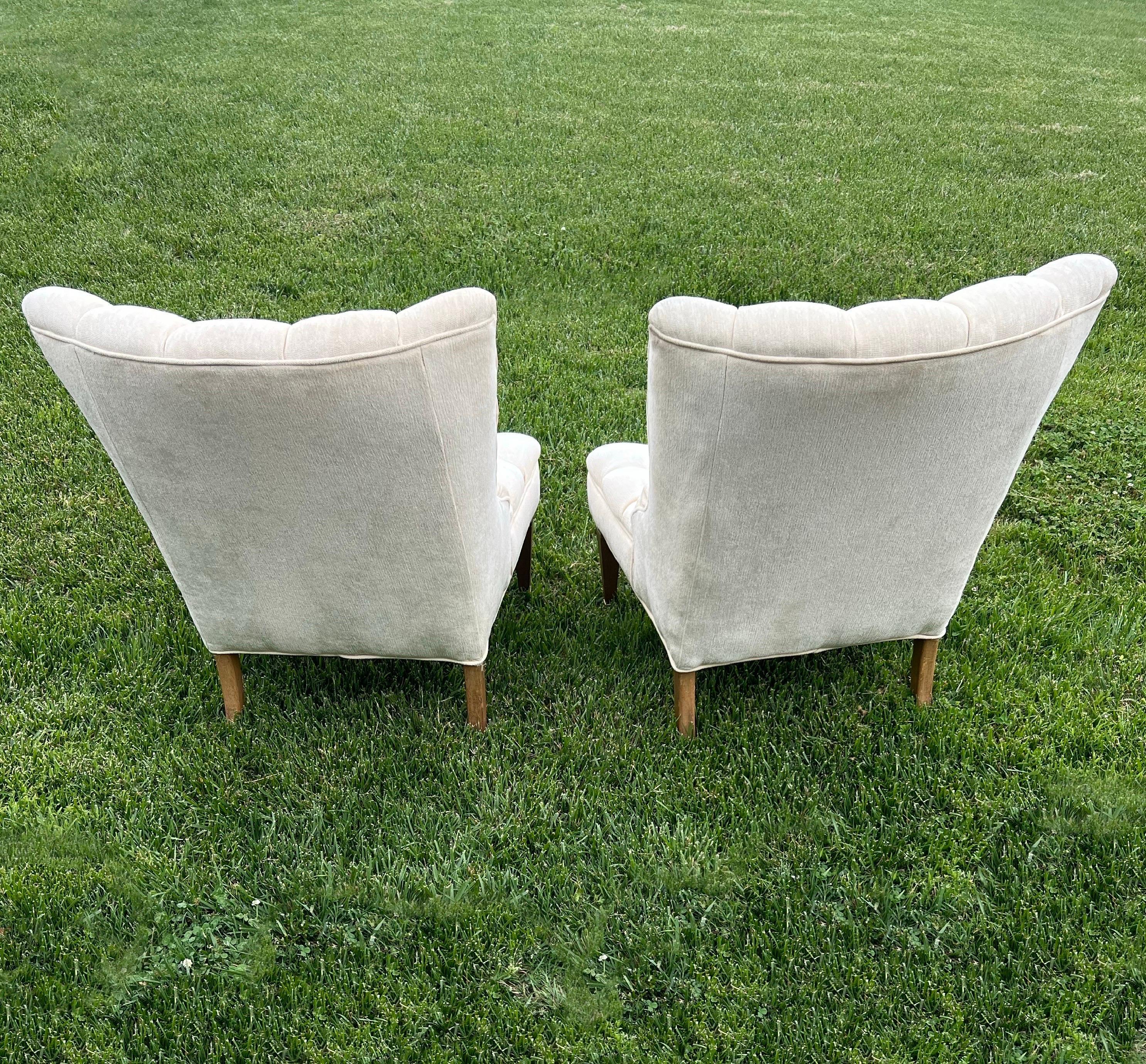 Hollywood Regency Vintage champagne chenille tufted chairs in the manner of William Hanes For Sale