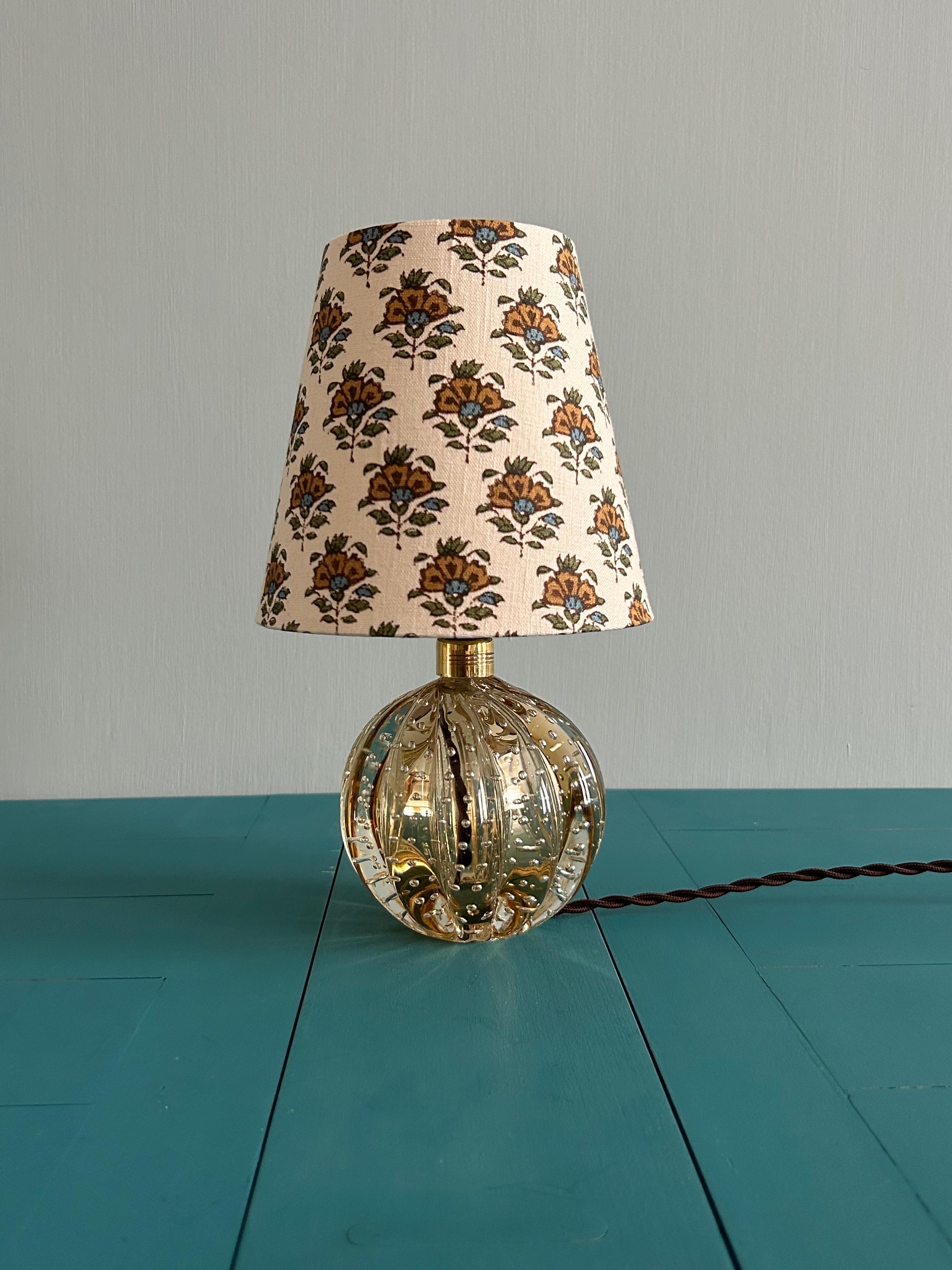 Mid-20th Century Vintage Champagne Coloured Murano Table Lamp with Customized Shade, Italy, 1950s For Sale