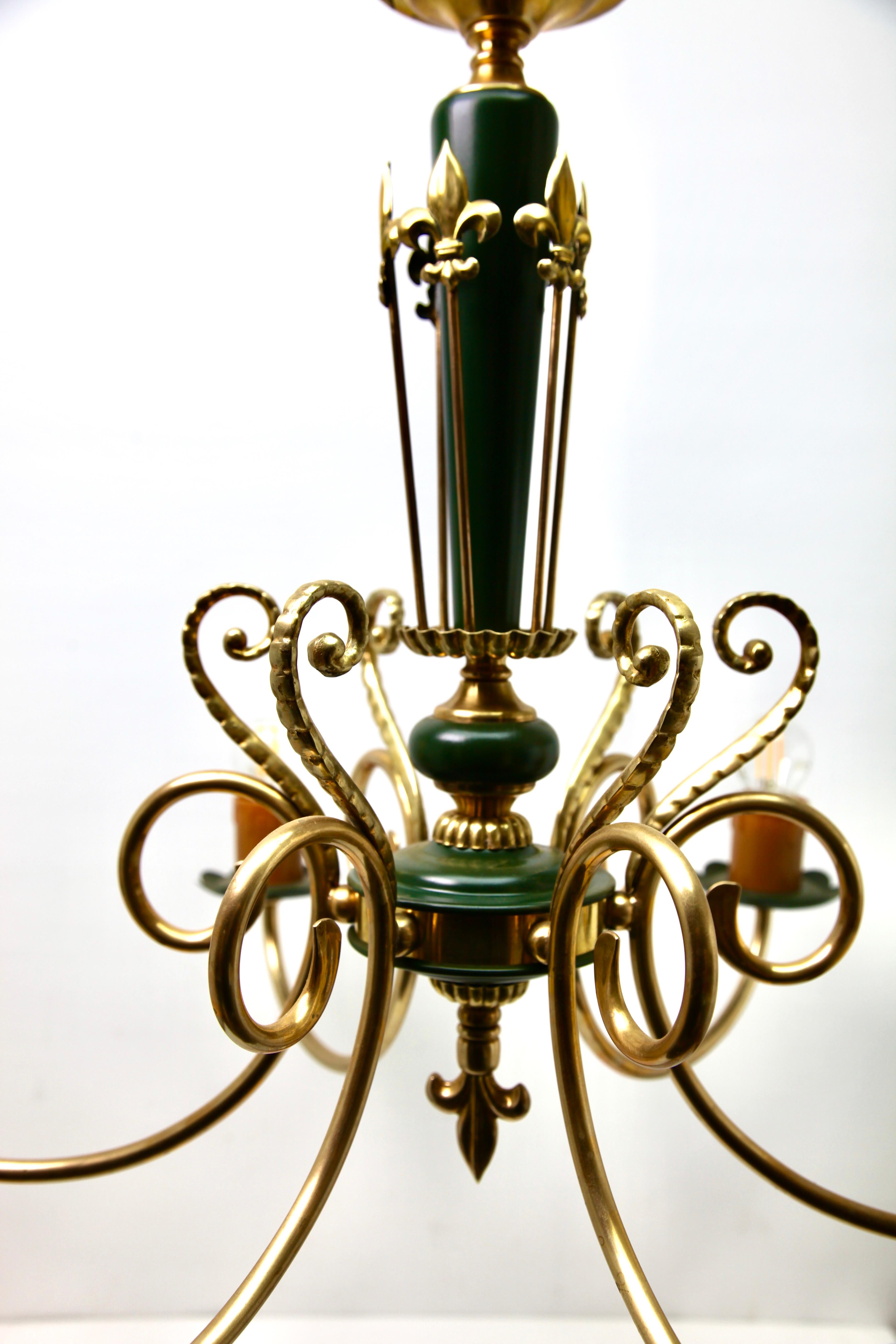 Vintage Chandelier Brass and Wood Decoratief Details Six Arms Belgium, 1950s In Good Condition In Verviers, BE