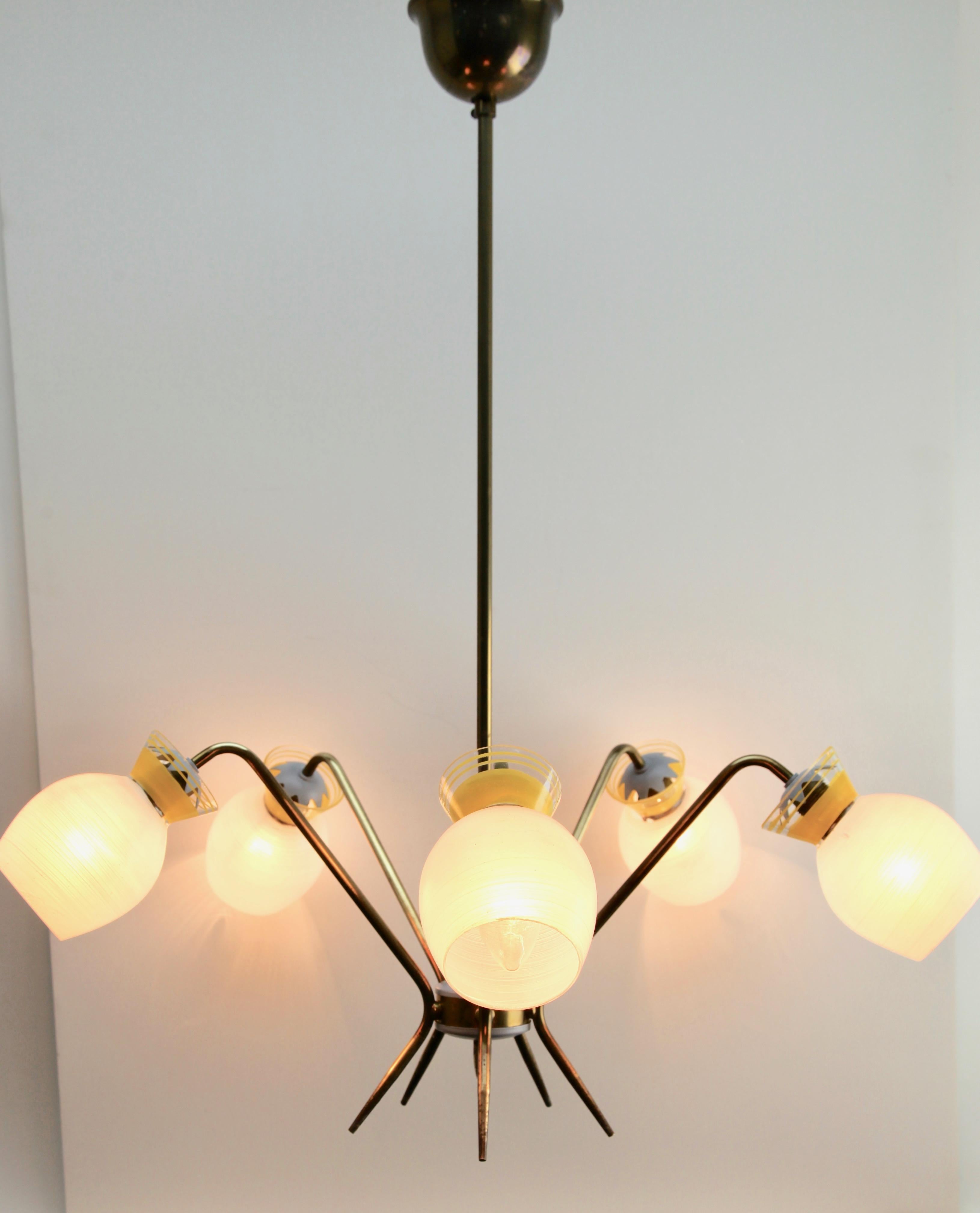 Hand-Crafted Vintage Chandelier Five Arms in the Style of Stilnovo, Italian, 1960s
