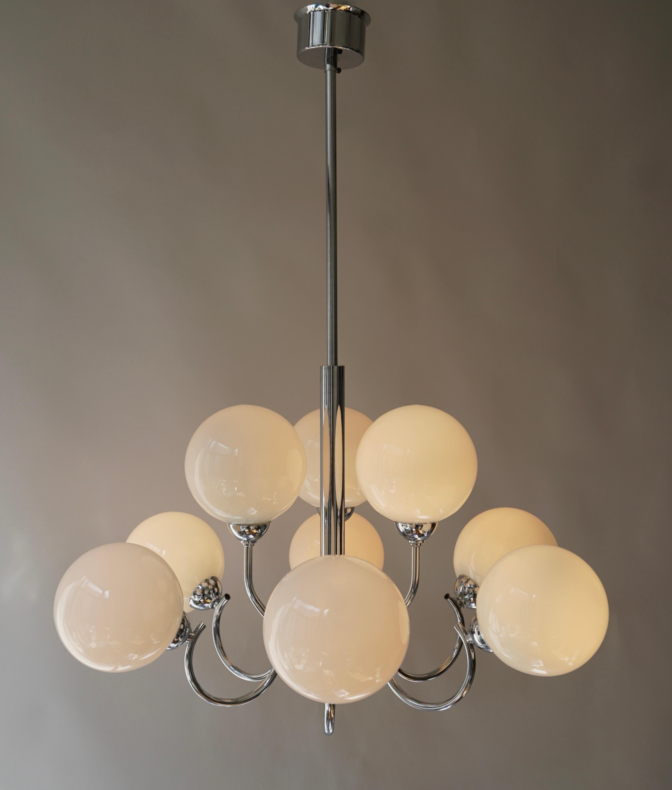 Italian Vintage Chandelier in Chrome and Opaline Glass For Sale
