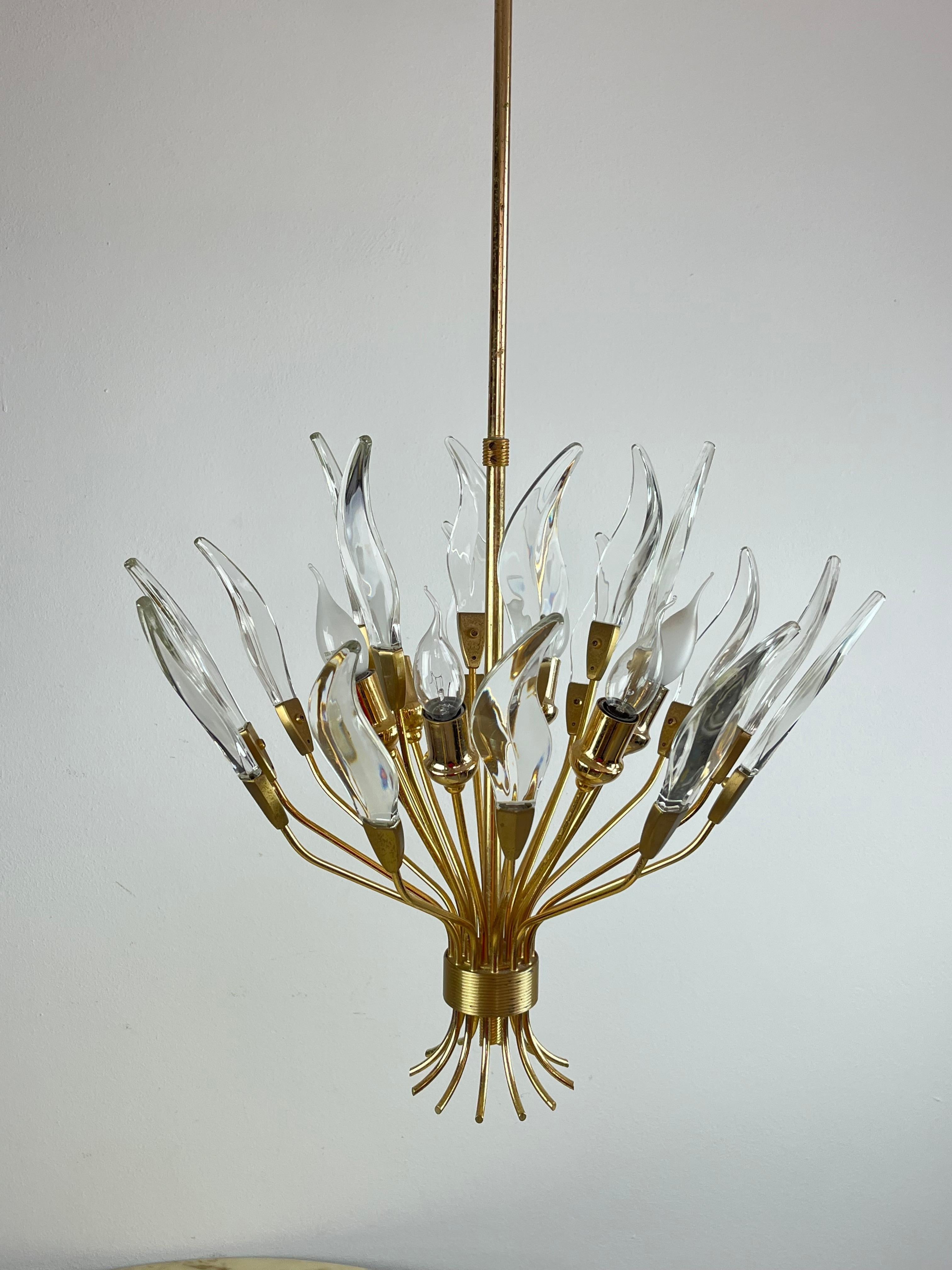 Vintage 6-Light Chandelier in Gilt Metal and Murano Glass, Italy, 70s For Sale 2