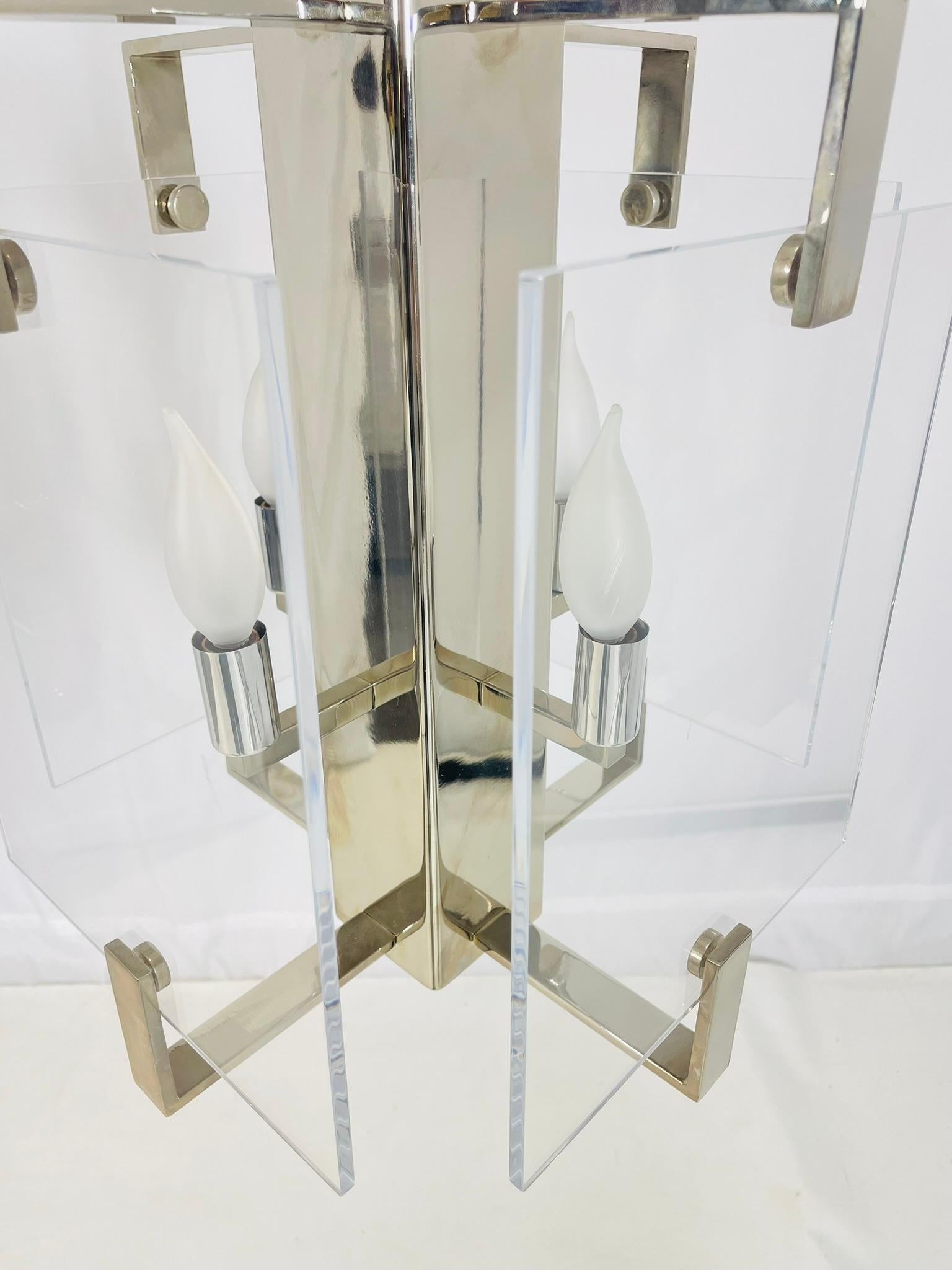 Vintage-Kronleuchter aus Lucite und poliertem Nickel von Charles Hollis Jones, USA 1970 im Angebot 3