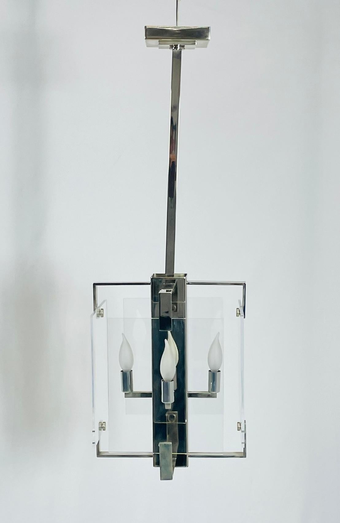 Vintage-Kronleuchter aus Lucite und poliertem Nickel von Charles Hollis Jones, USA 1970 (Handgefertigt) im Angebot