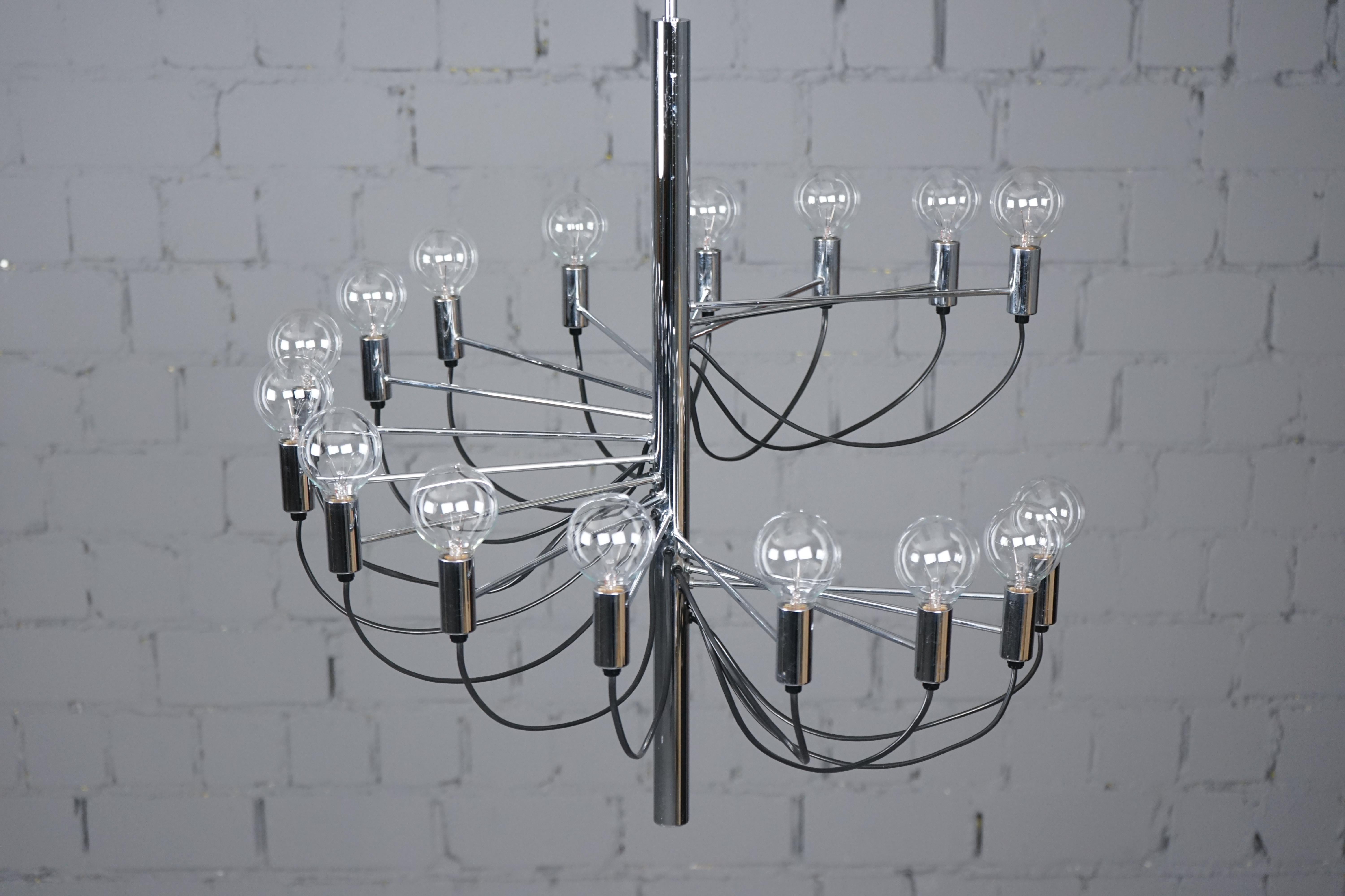 German Vintage Chandelier in the Style of Gino Sarfatti For Sale