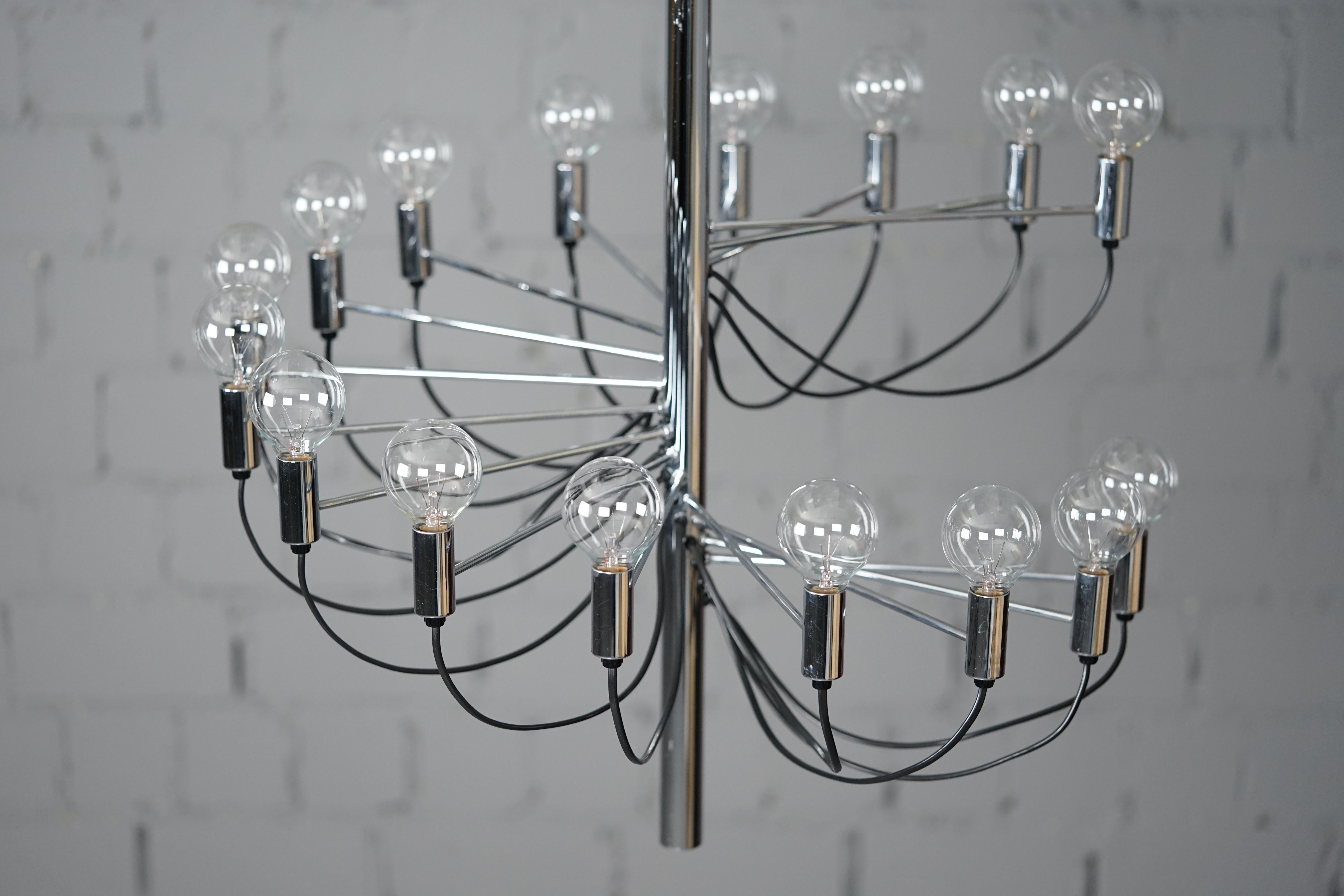 Late 20th Century Vintage Chandelier in the Style of Gino Sarfatti For Sale